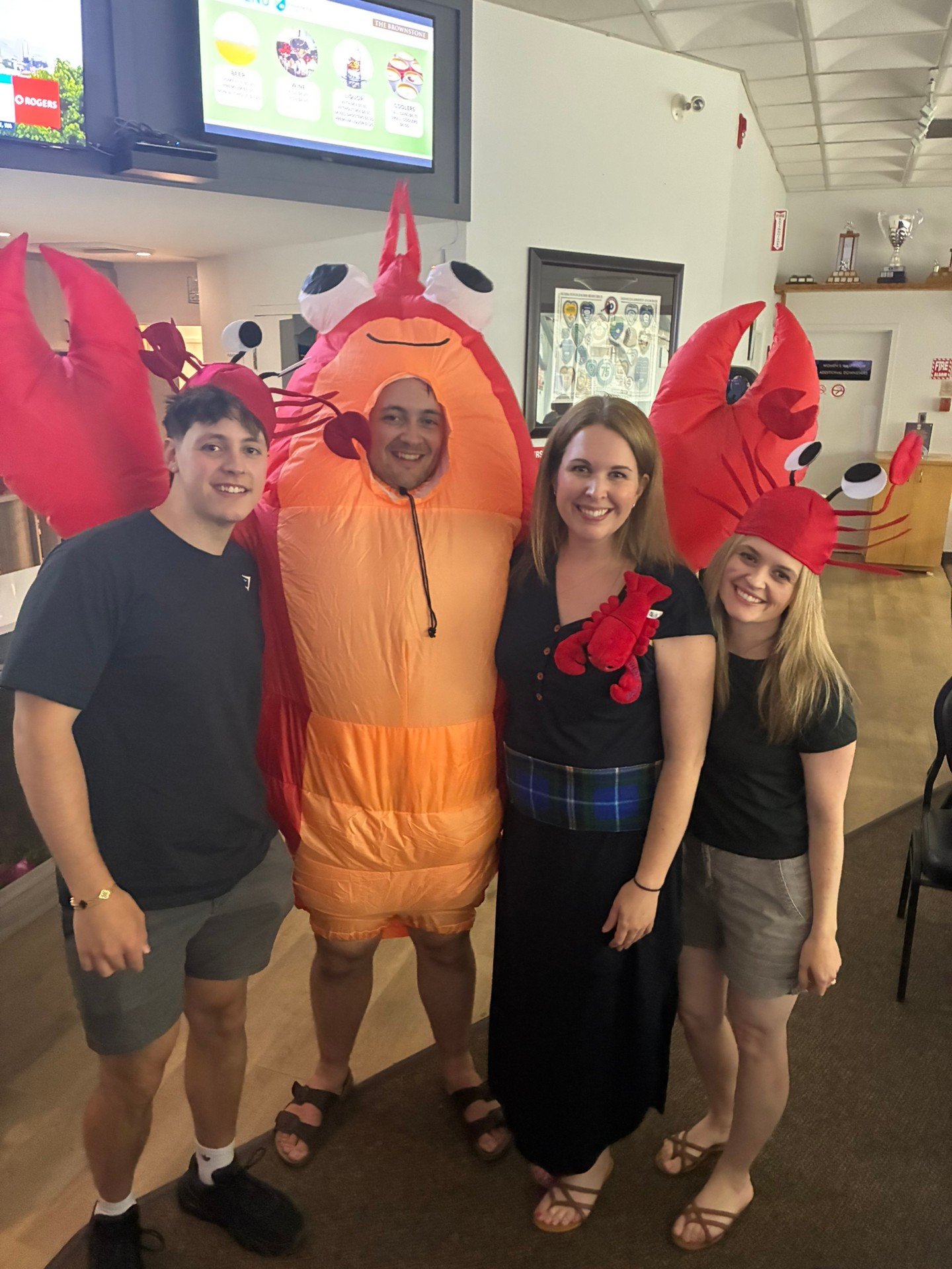 Tracy had all of her siblings together at the North Bay Summerspiel this weekend. 

East Coast Kitchen Party theme! 🦞