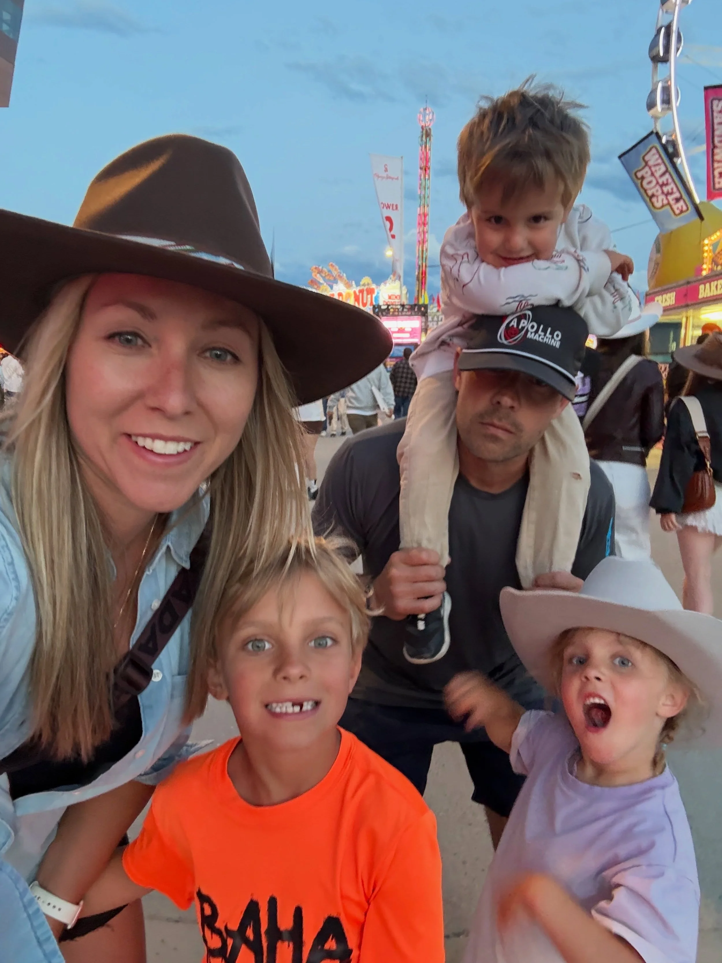 A little summer update from Team Homan 🥰☀️&hearts;️