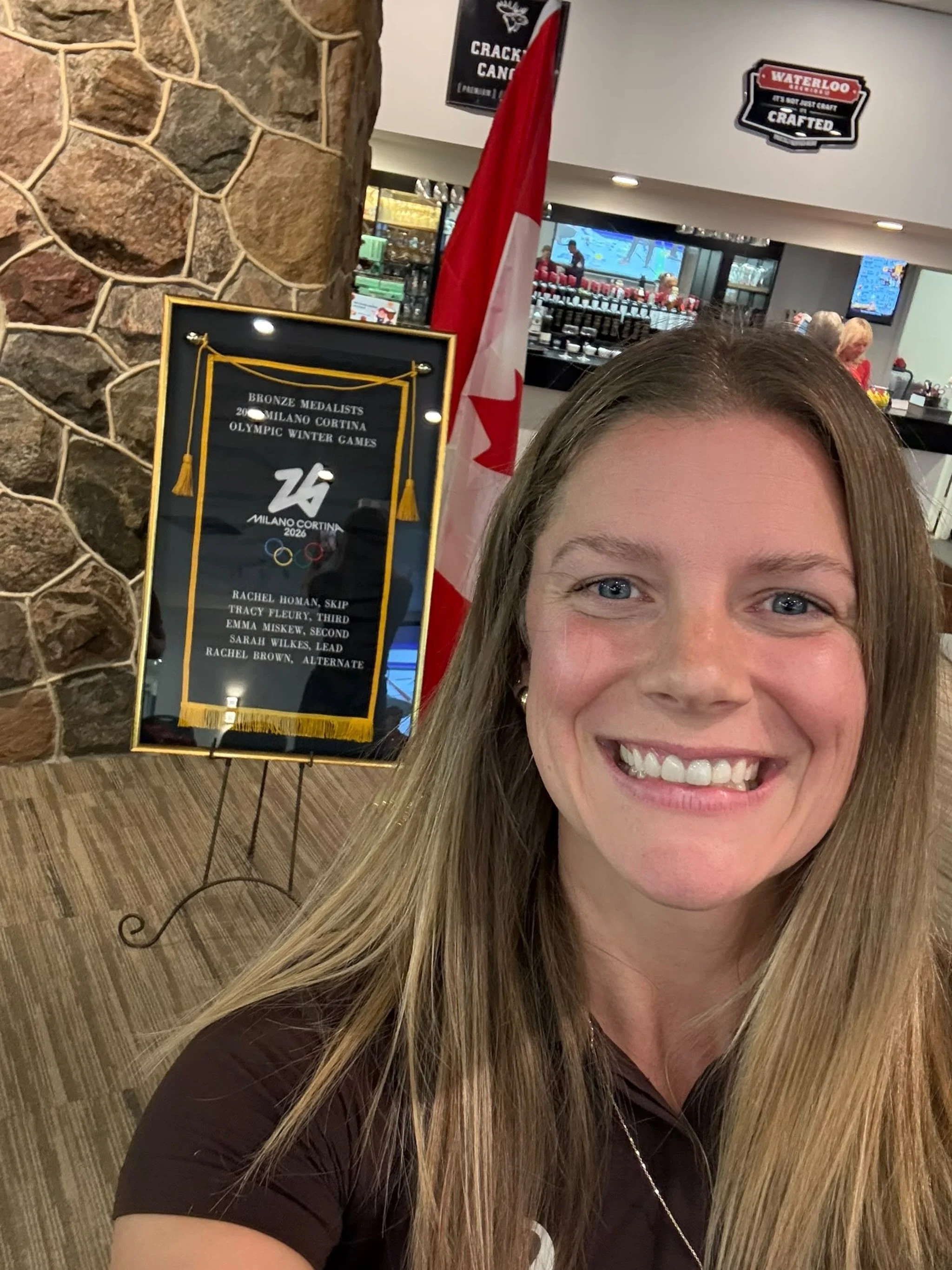 Last night, Sarah&rsquo;s Olympic banner was unveiled at Tam Heather Curling &amp; Tennis Club, joining fellow 1998 Olympic medallists on the club&rsquo;s Olympic Wall! 🥹🇨🇦

A special moment at the club where her curling journey began. ❤️🥌