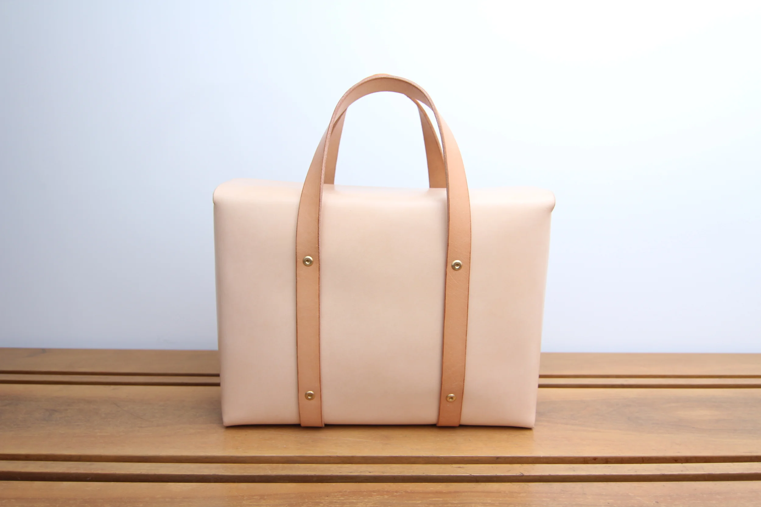 leather tote case front.JPG