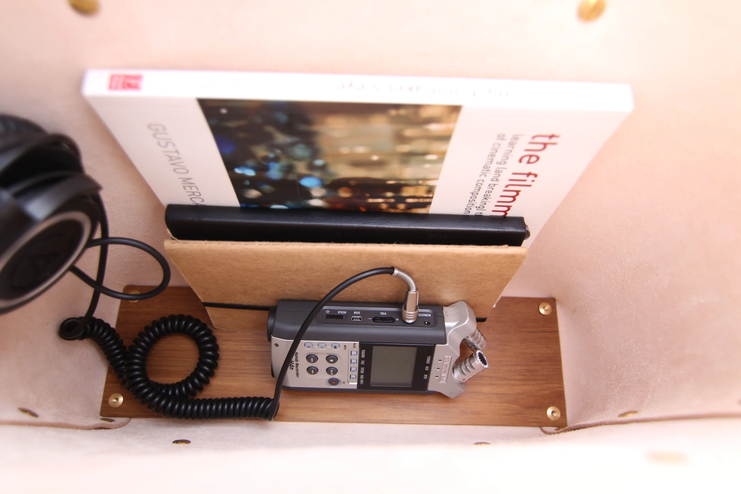 leather tote inside.JPG