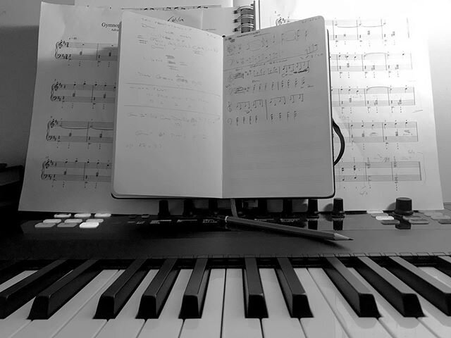 Happy Piano Day, from a recovering guitarist 😆 2 years of daily practice on this guy and nothing has been more rewarding. Is it time to graduate to a Steinway yet? #pianoday #pianoday2020 🎹