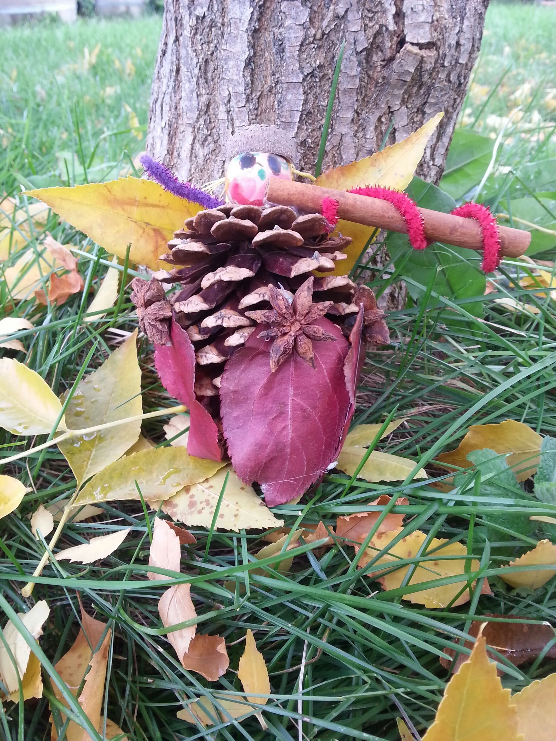 Violet who is 7 has just used to learn a glue gun all on her own. She made this fairy all by herself! Violet's fairy has a skirt of leaves and star anise. She is also blowing a merry tune from her flute!