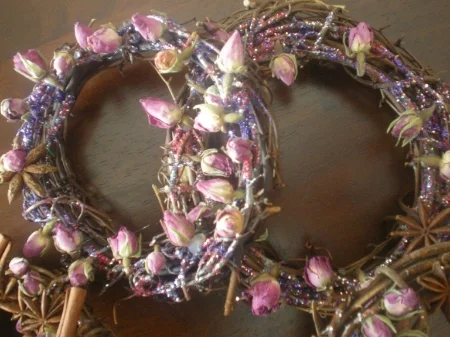 vanilla and wreaths 038