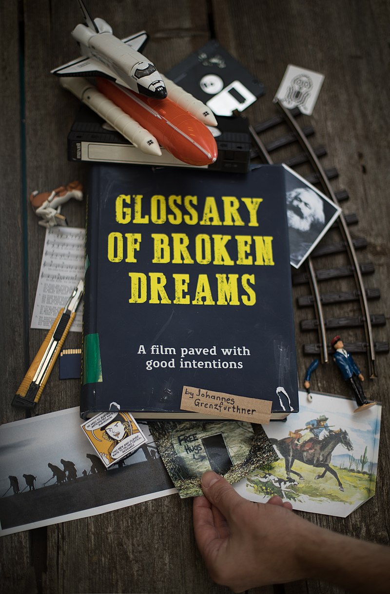 800px-Glossary_of_Broken_Dreams.jpg