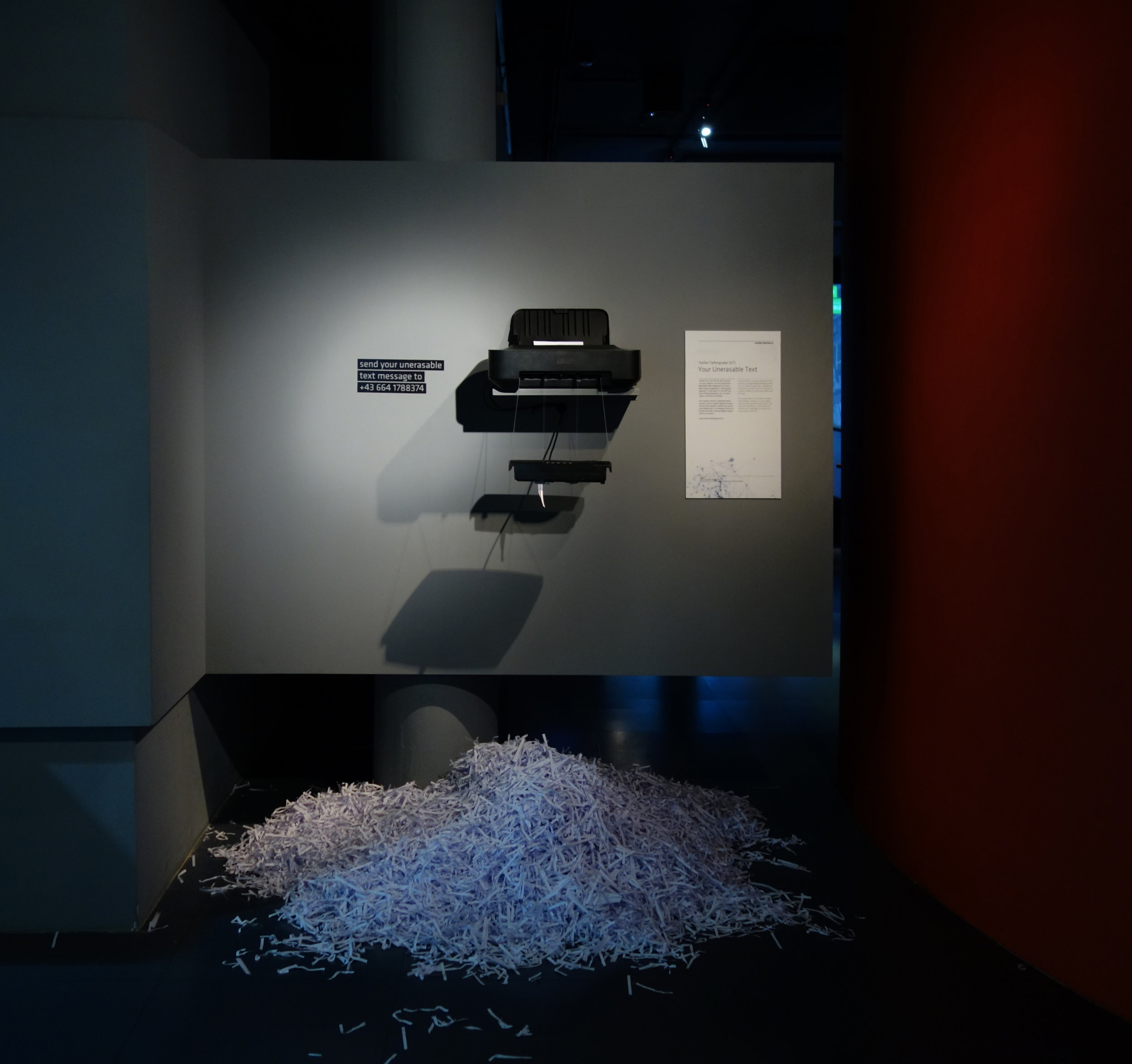 Your unerasable text , Stefan Tiefengraber | Photo, (c) Tiefengraber