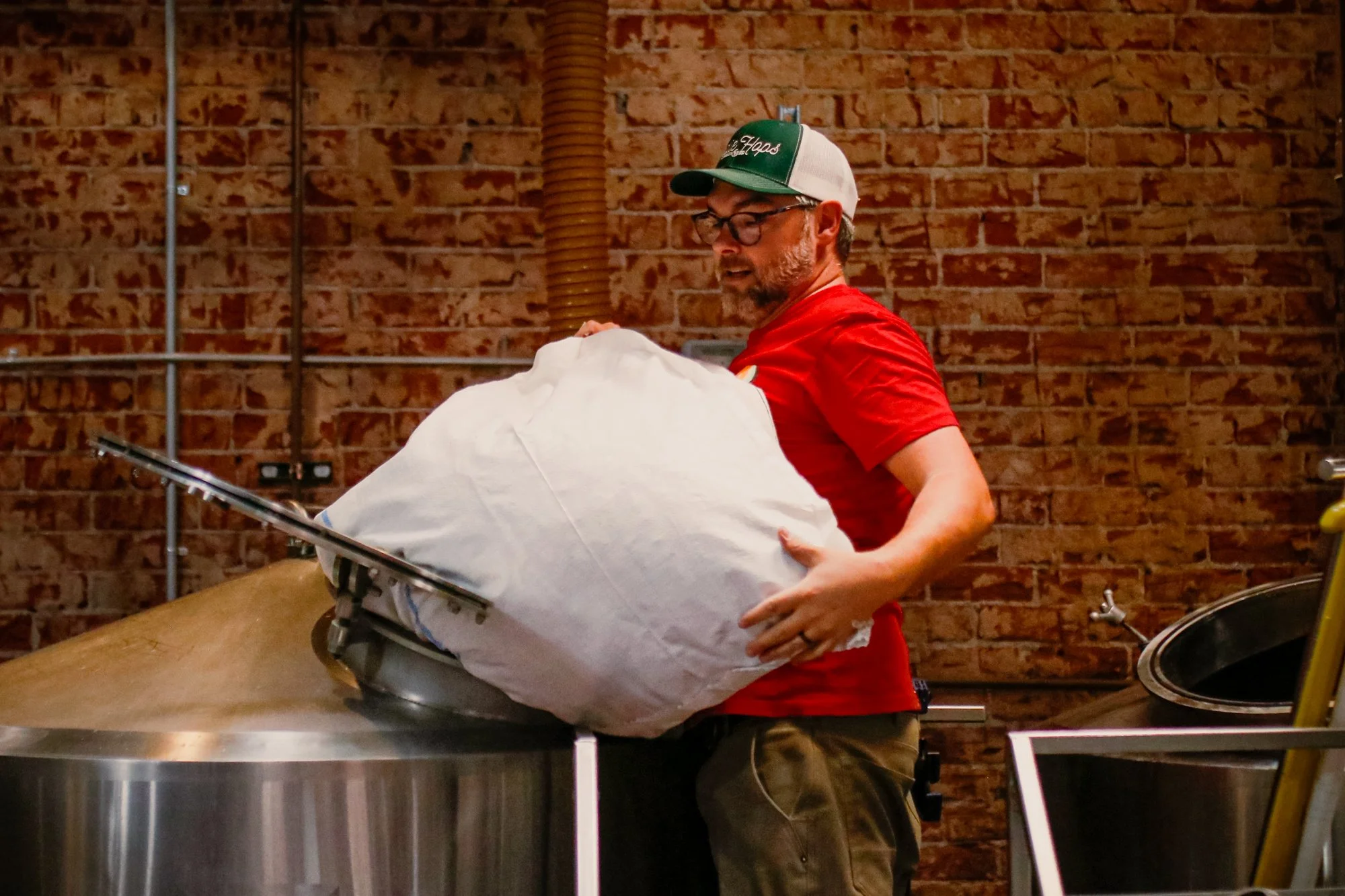 Fresh Hops 2023 - Strata .jpg