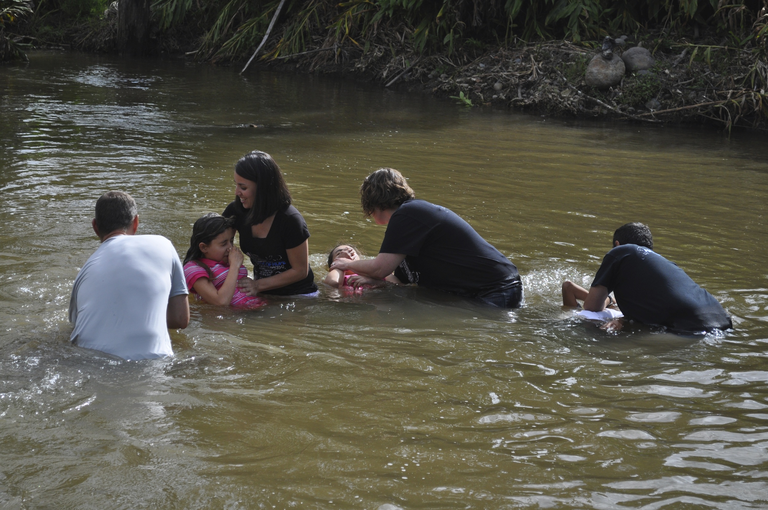 Passover Sunday baptisms, 2014