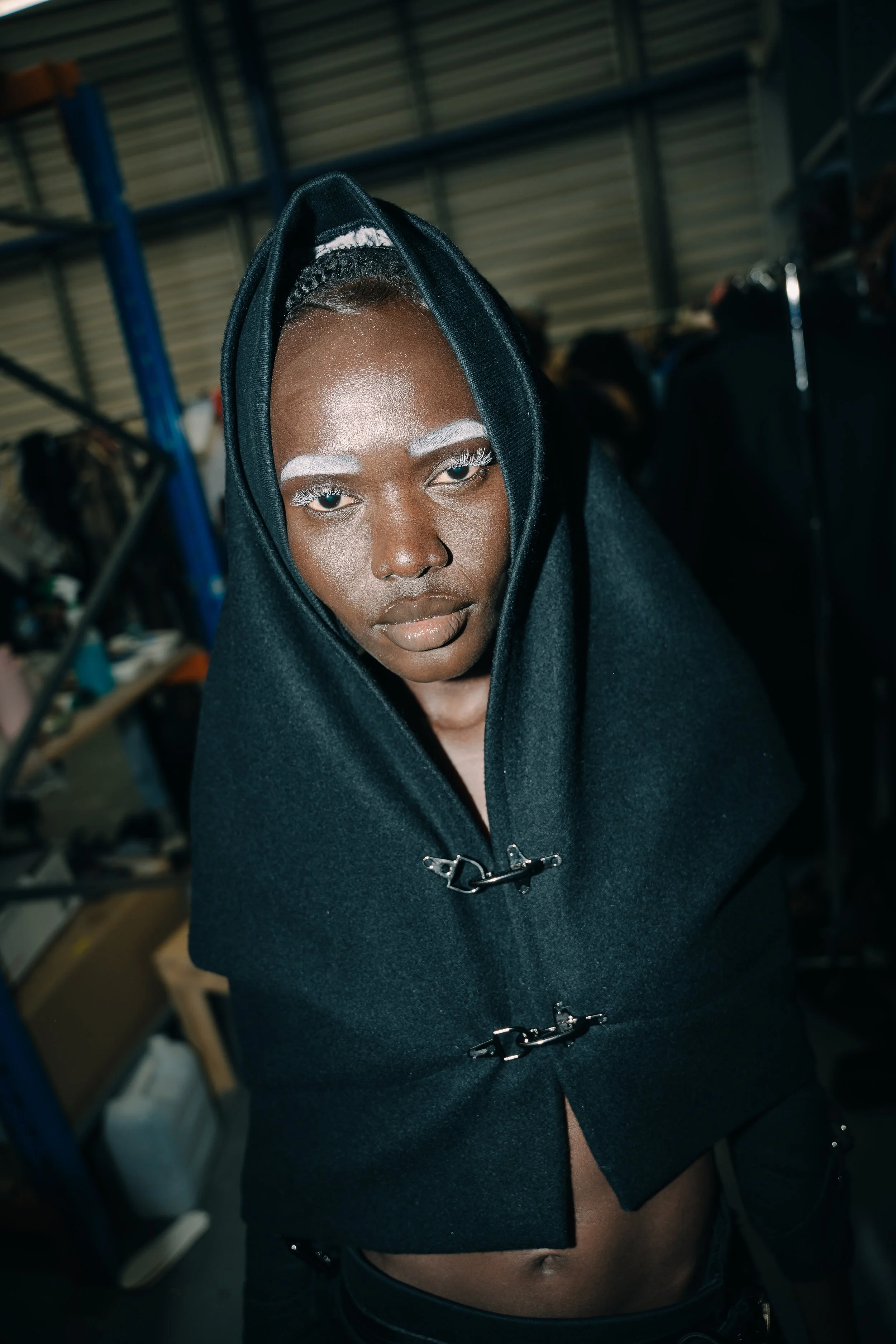 MFW2023_BELLALOKE_STUDENTCOLLECTIONS_BACKSTAGE-05754.jpg
