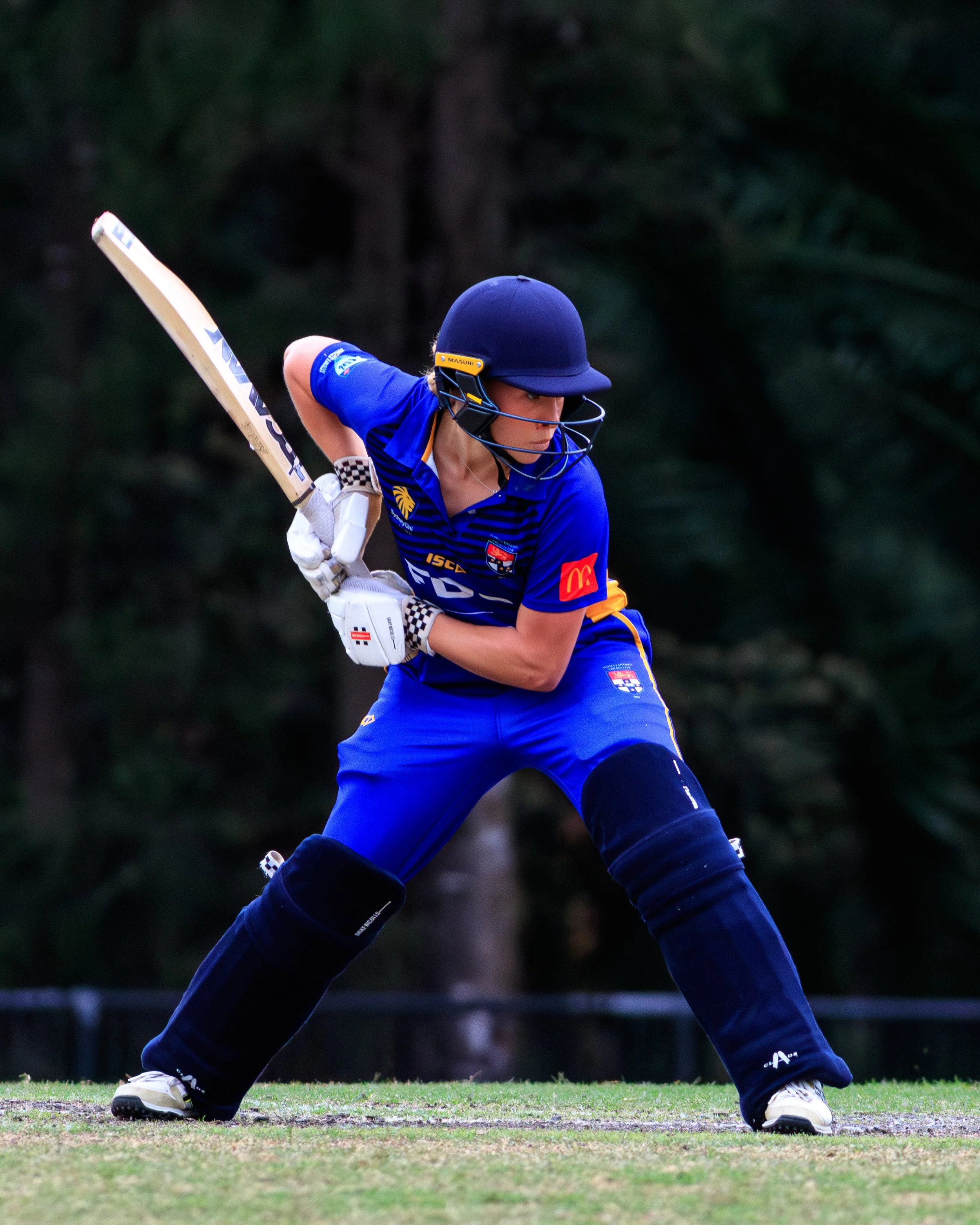 Bella Zovi batting.jpg