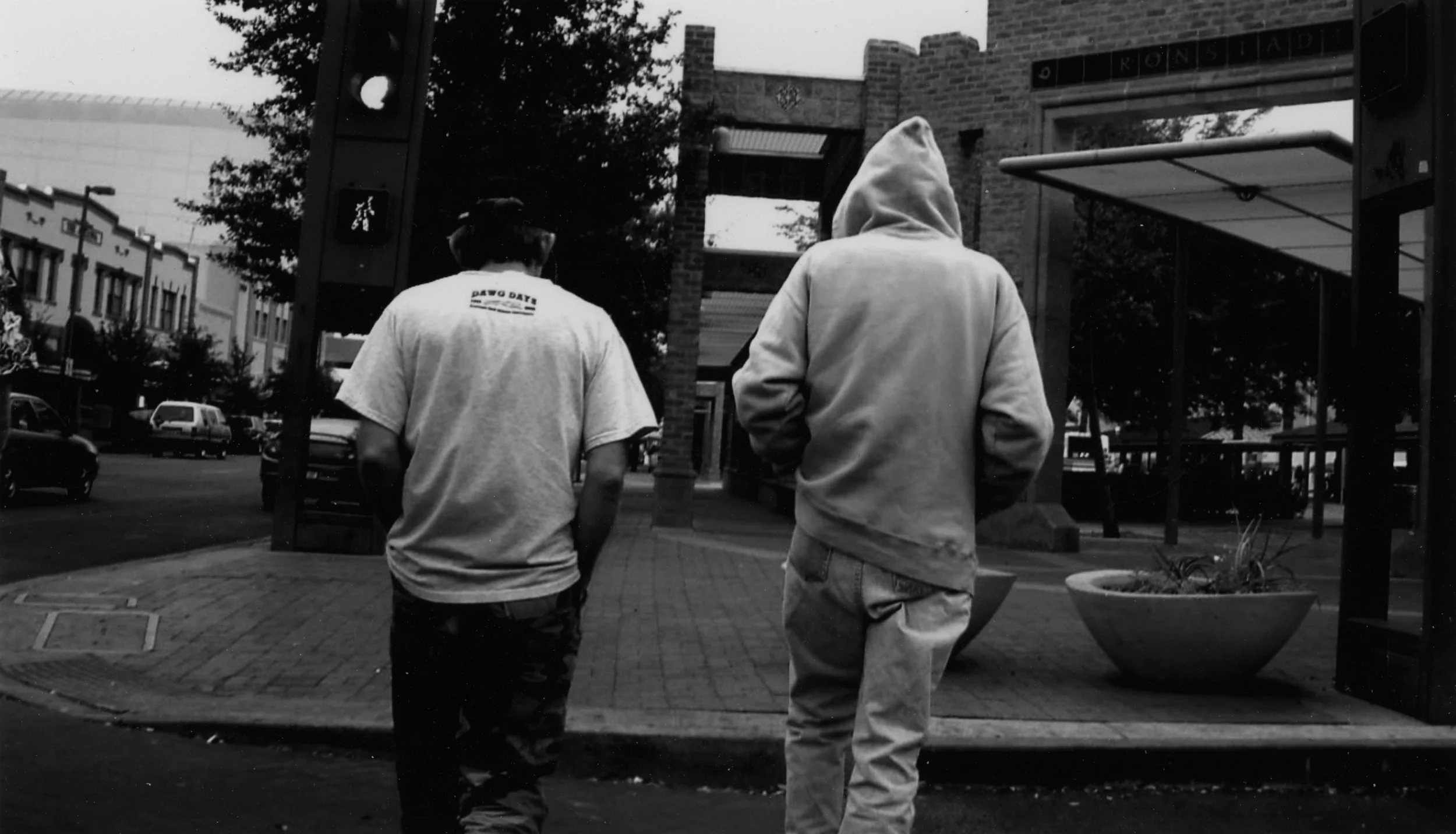 UB&W011is.jpg