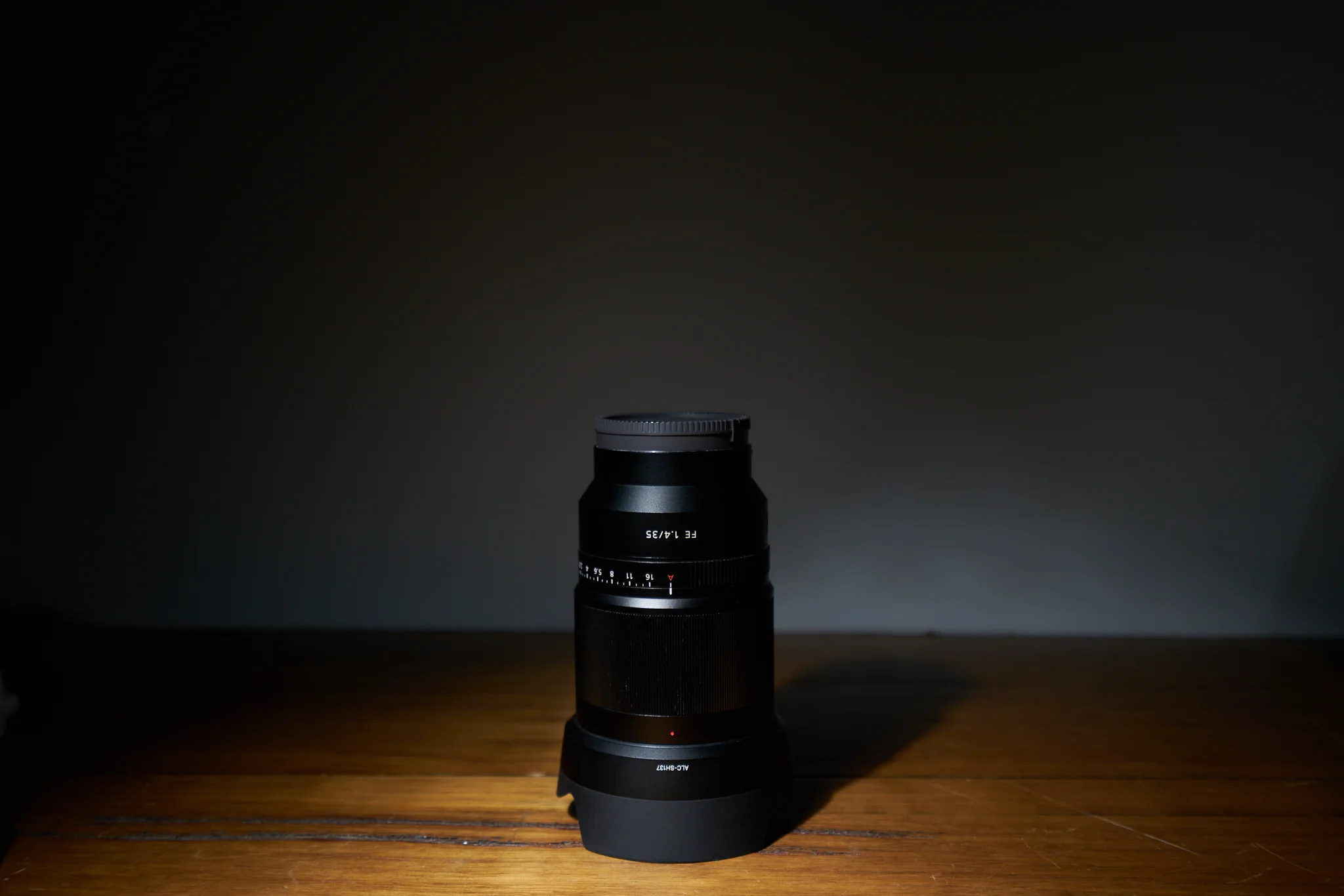 Sony FE 35mm f/1.4 ZA