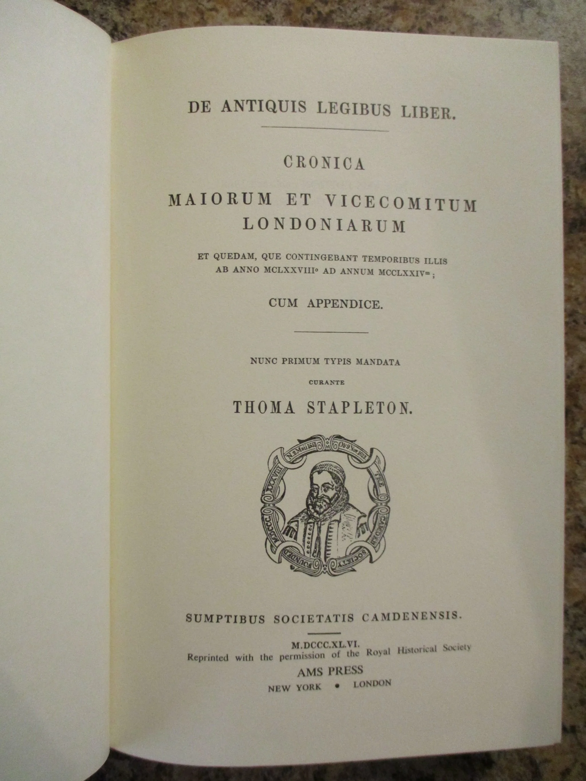 004097 - Antiquis Legibus 3.JPG