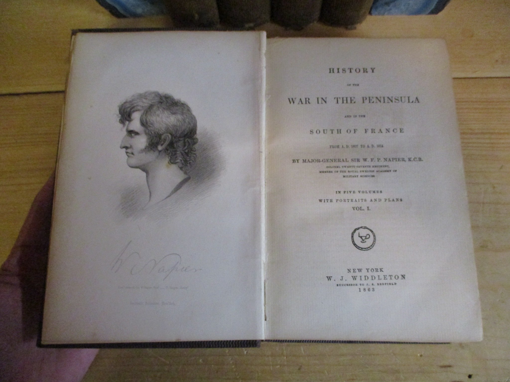 003892 - Napier's Peninsular War 3 (vol 1a).JPG