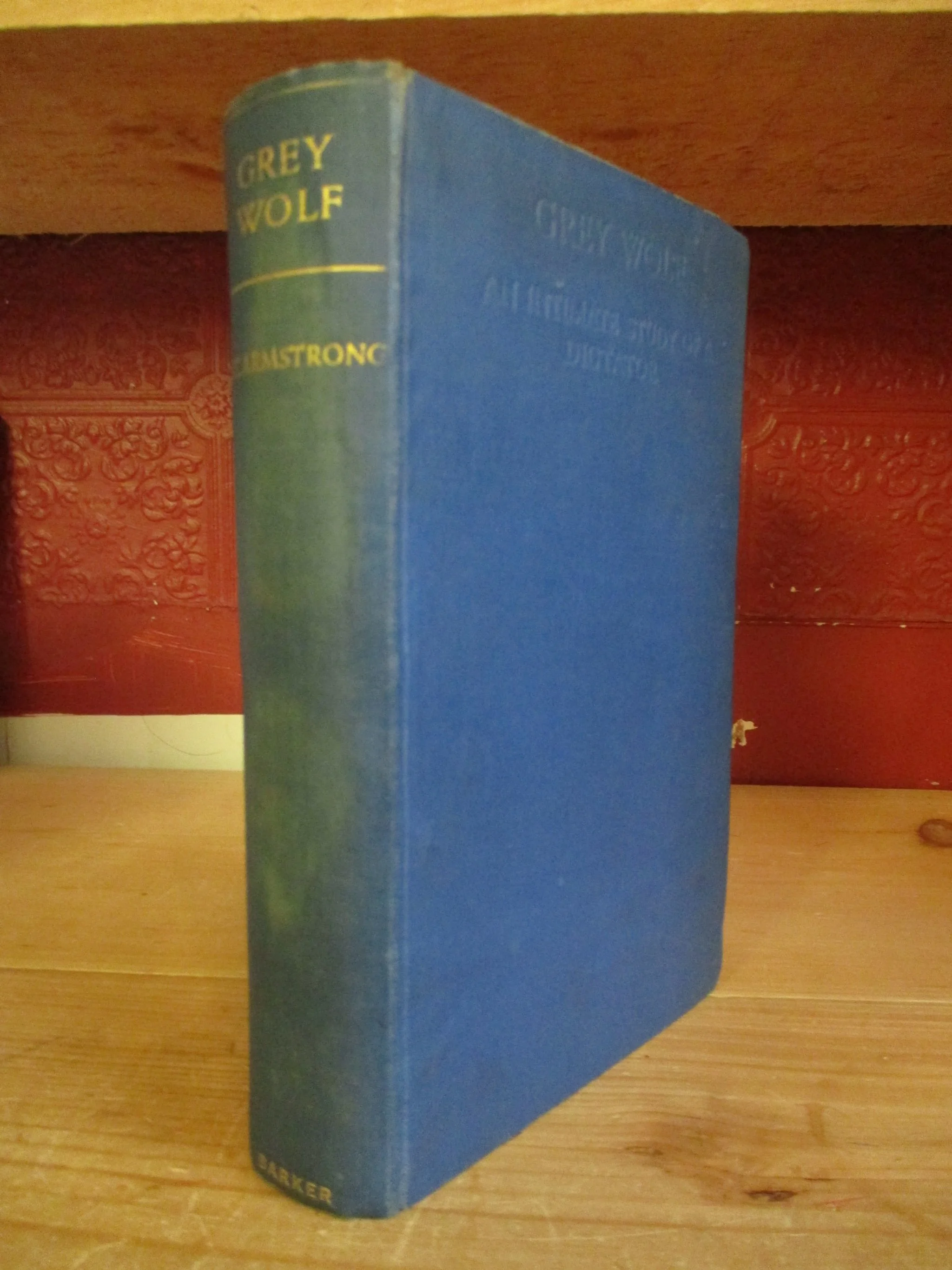 003922 - Grey Wolf 1.JPG