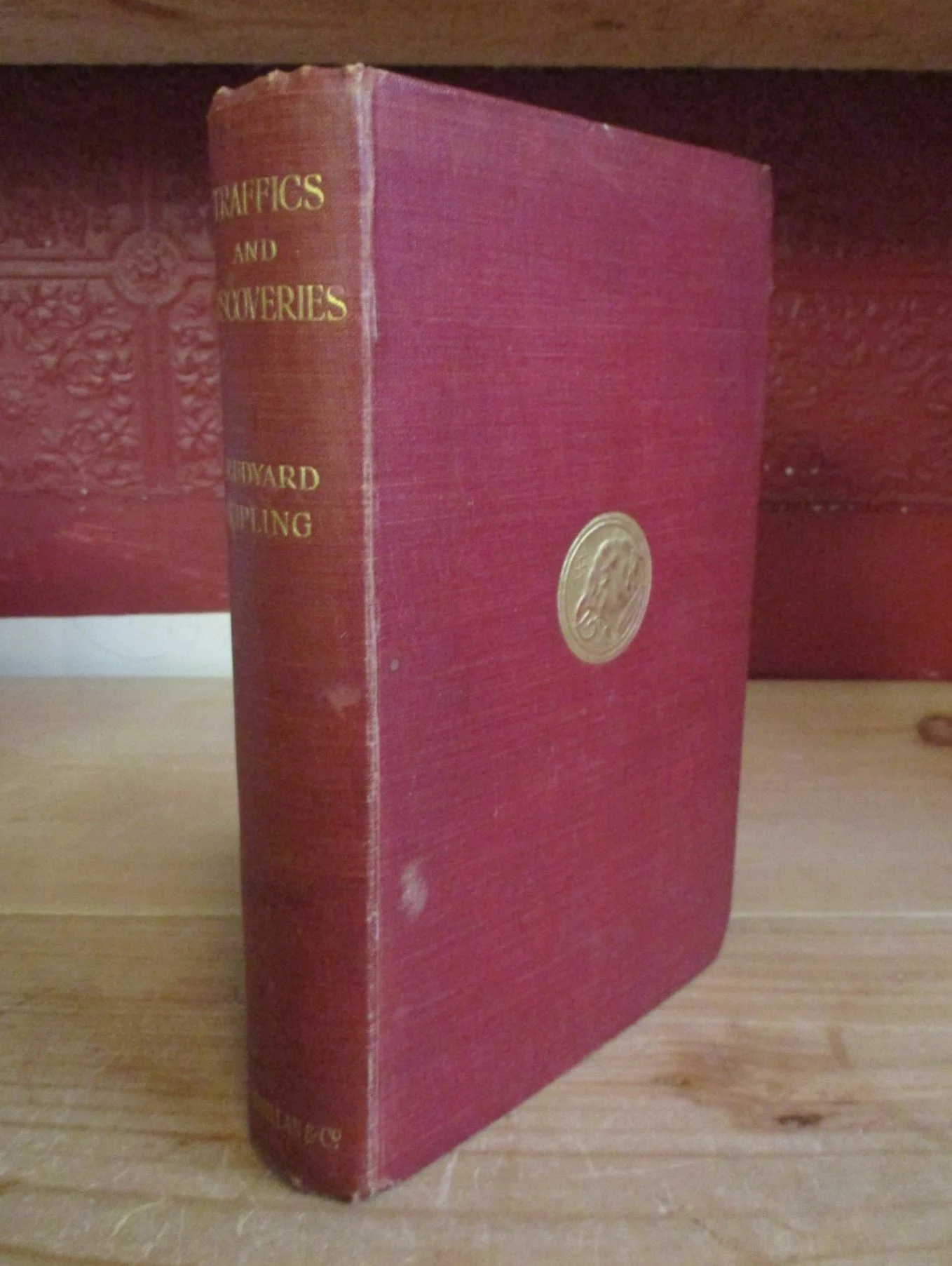 003923 - Traffics and Discoveries 1.JPG