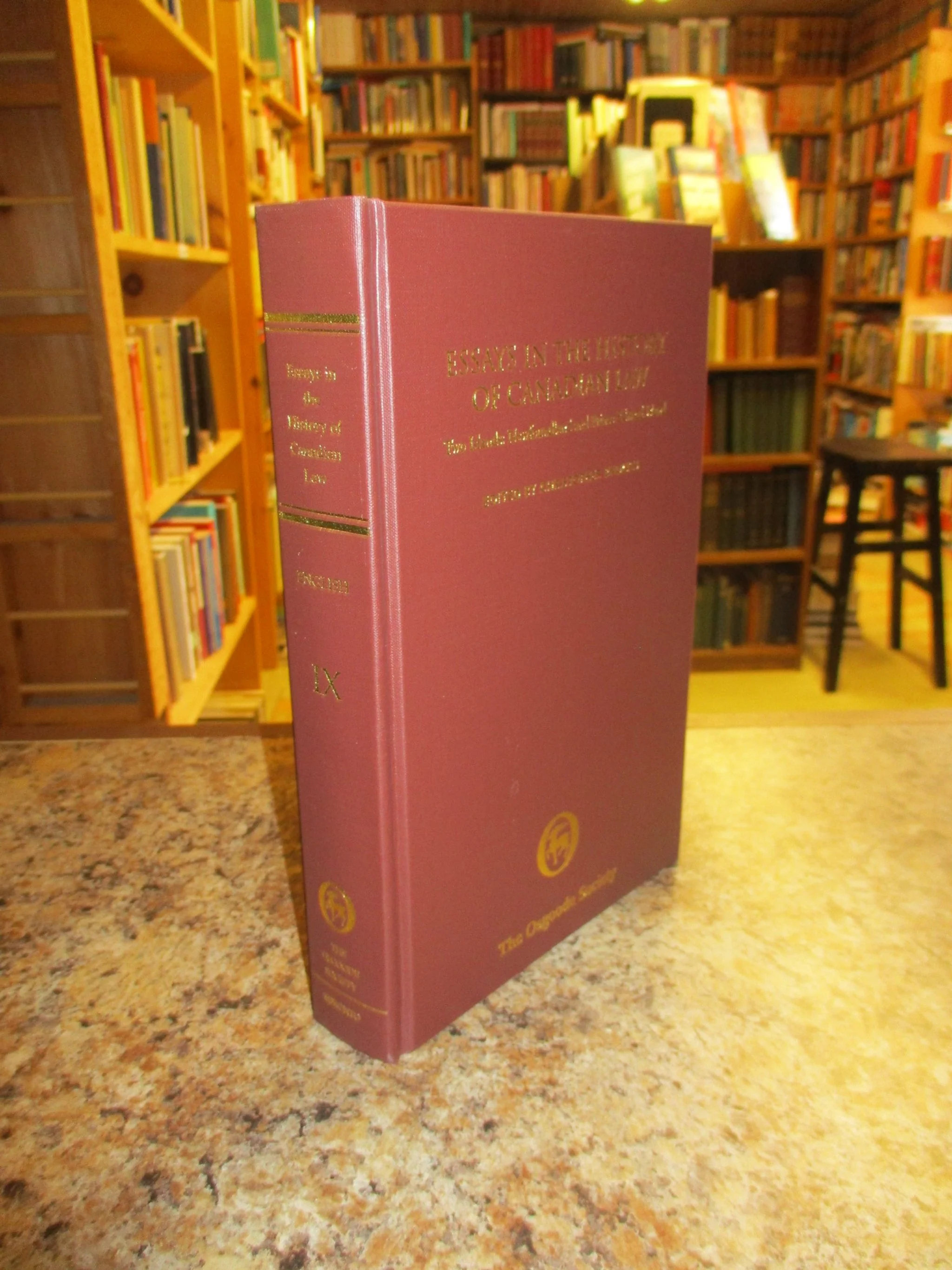 004277 - Essays History Canadian Law IX 3.JPG