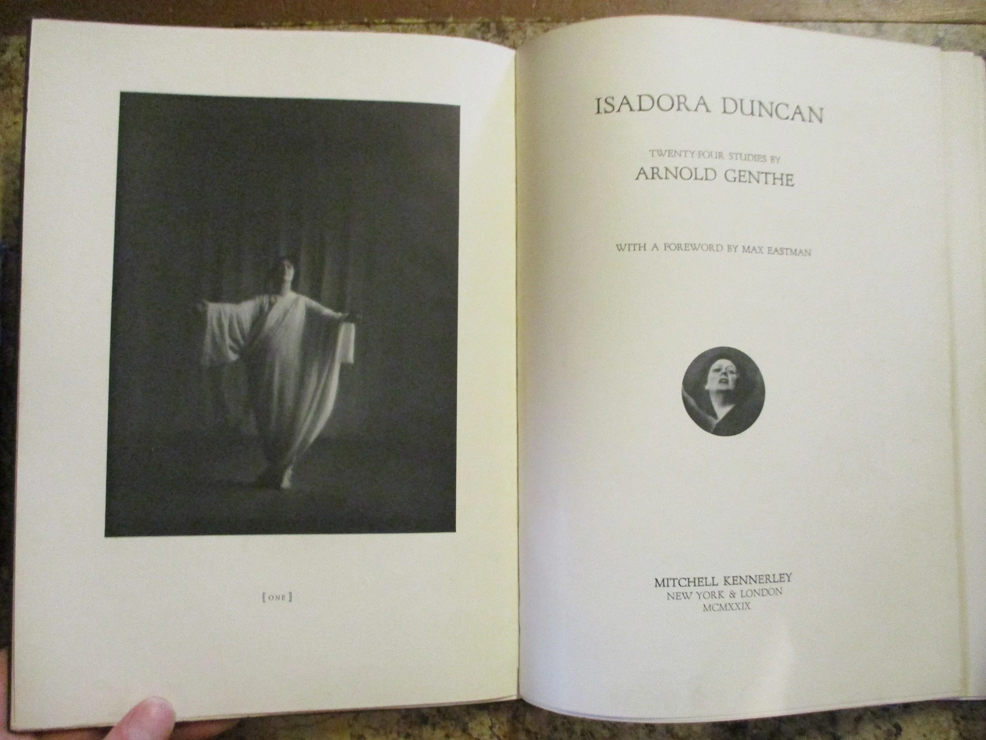 004176 - Isadora Duncan 3.JPG