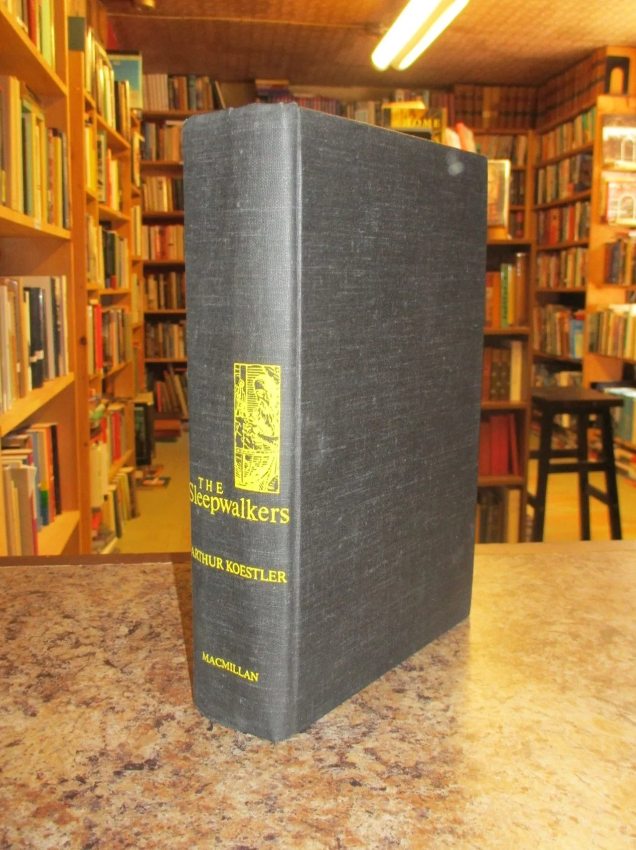 004054 - Sleepwalkers 5.JPG