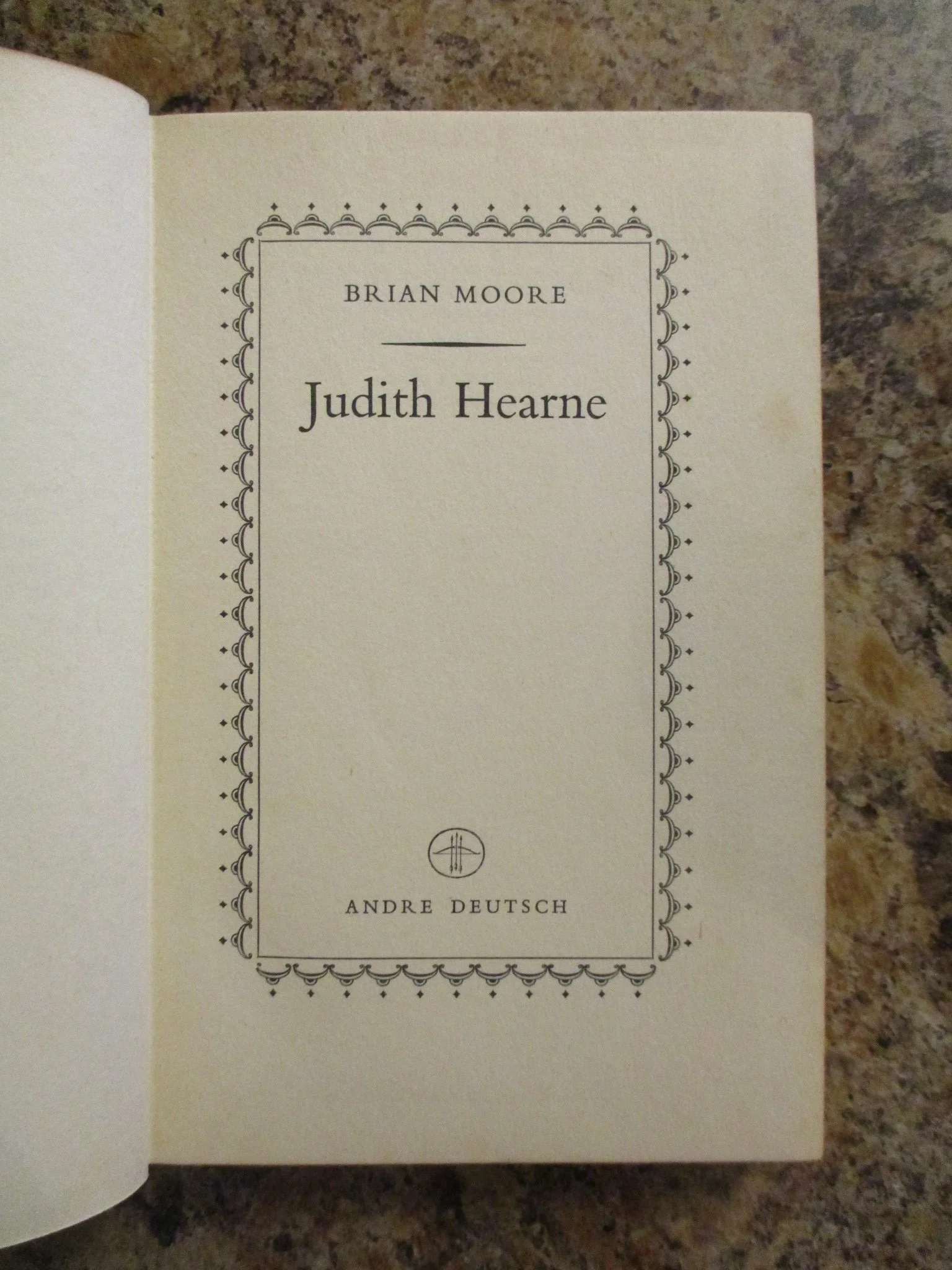004422 - Judith Hearne 5.JPG