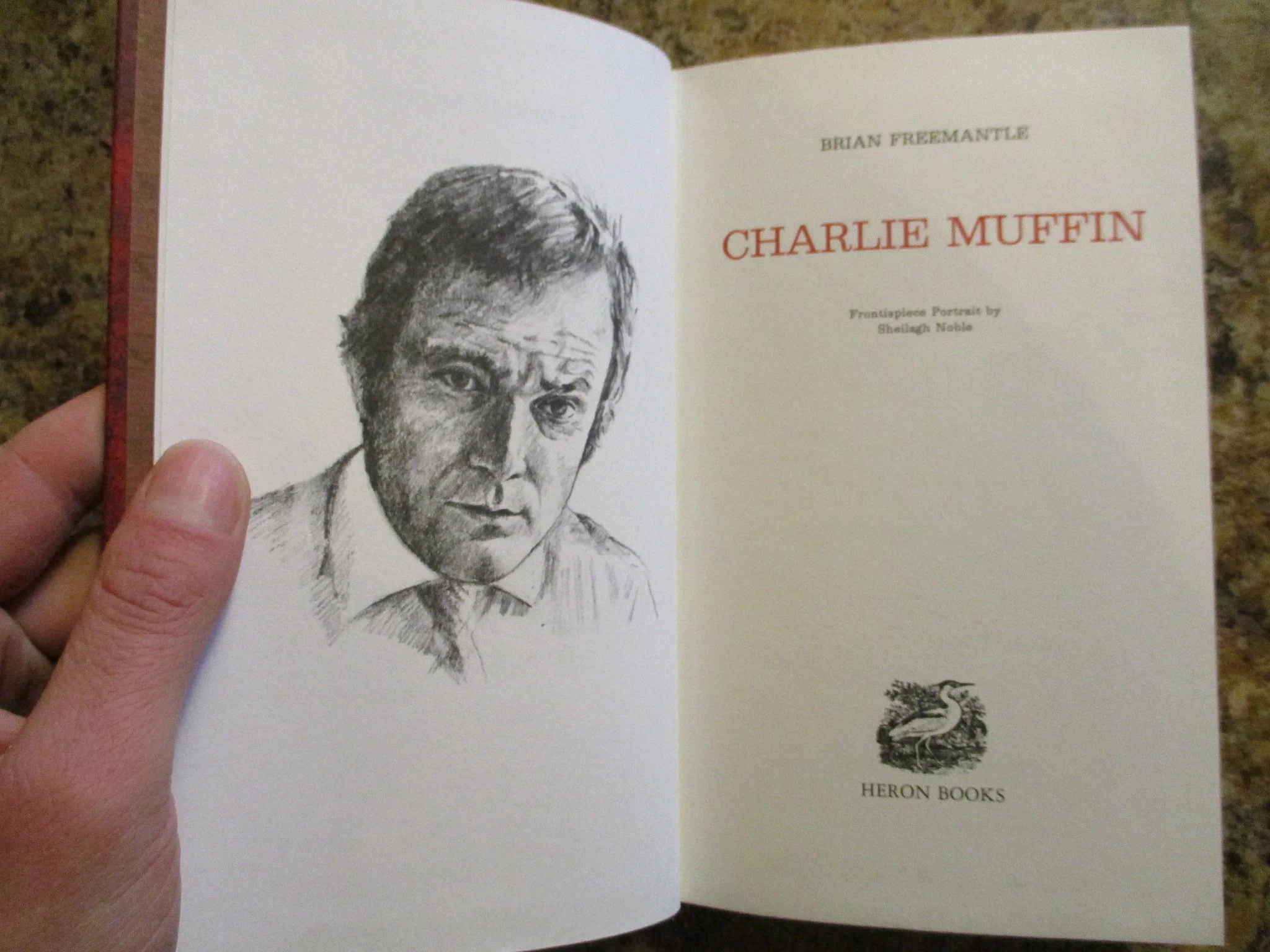 004353 - Charlie Muffin 4.JPG