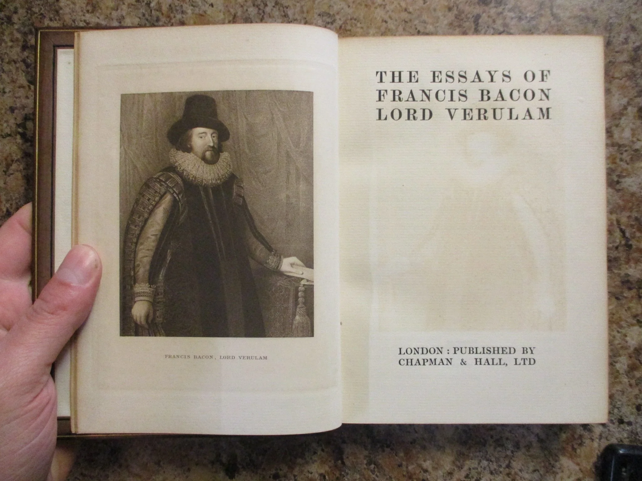 004094 - Essays Francis Bacon 4.JPG
