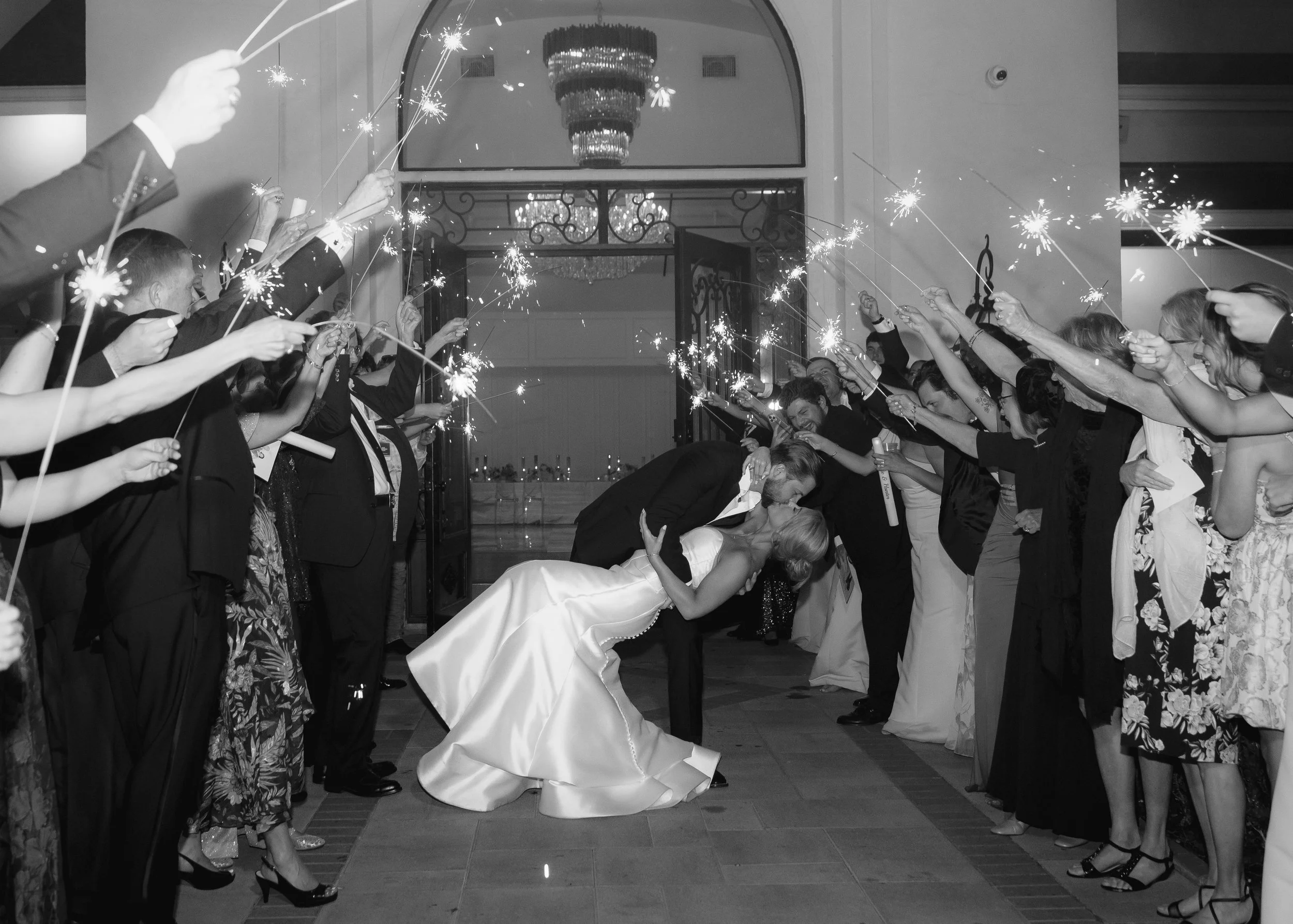 ReaganWrightPhotography-Kylie&HunterWedding7-2059.jpg