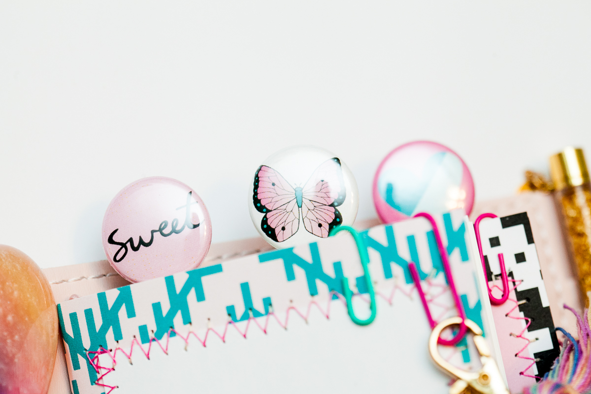 10-Happy-Day-Small-TN.jpg