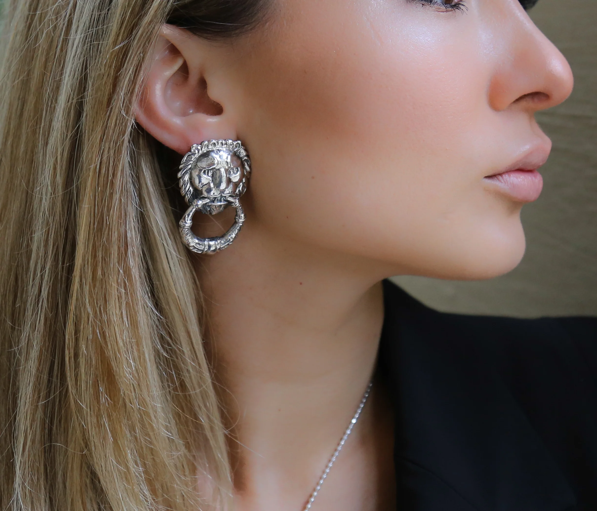 LeoneEarring1.jpg