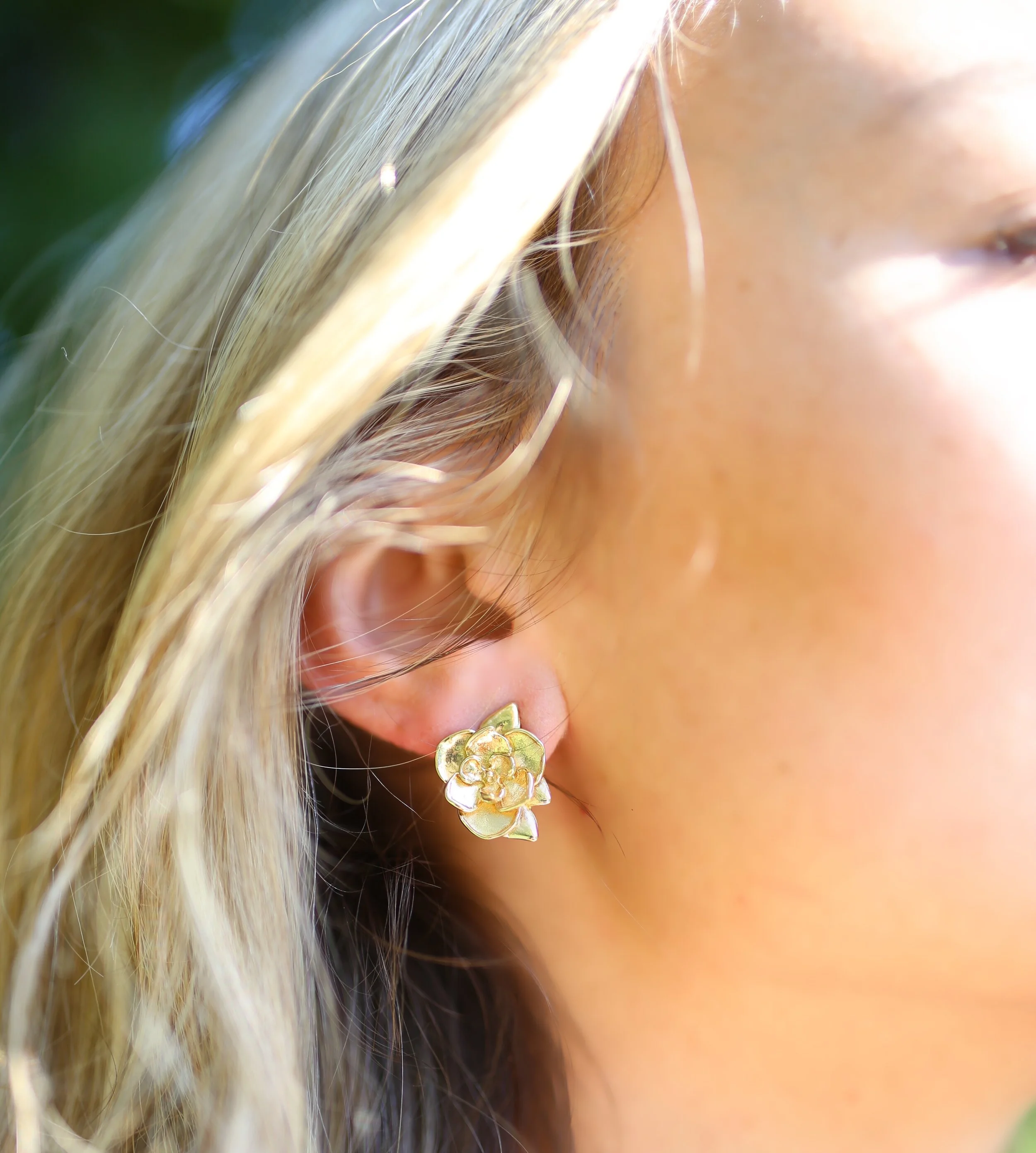 A33F709F-93BB-465B-B81F-7D51BFC16184