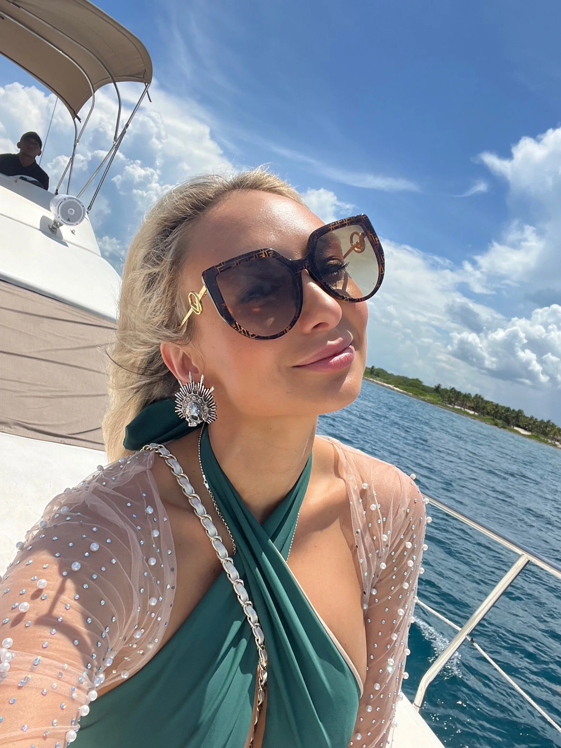 02E934DB-1B09-46C2-9AB3-2BA1E955AB19