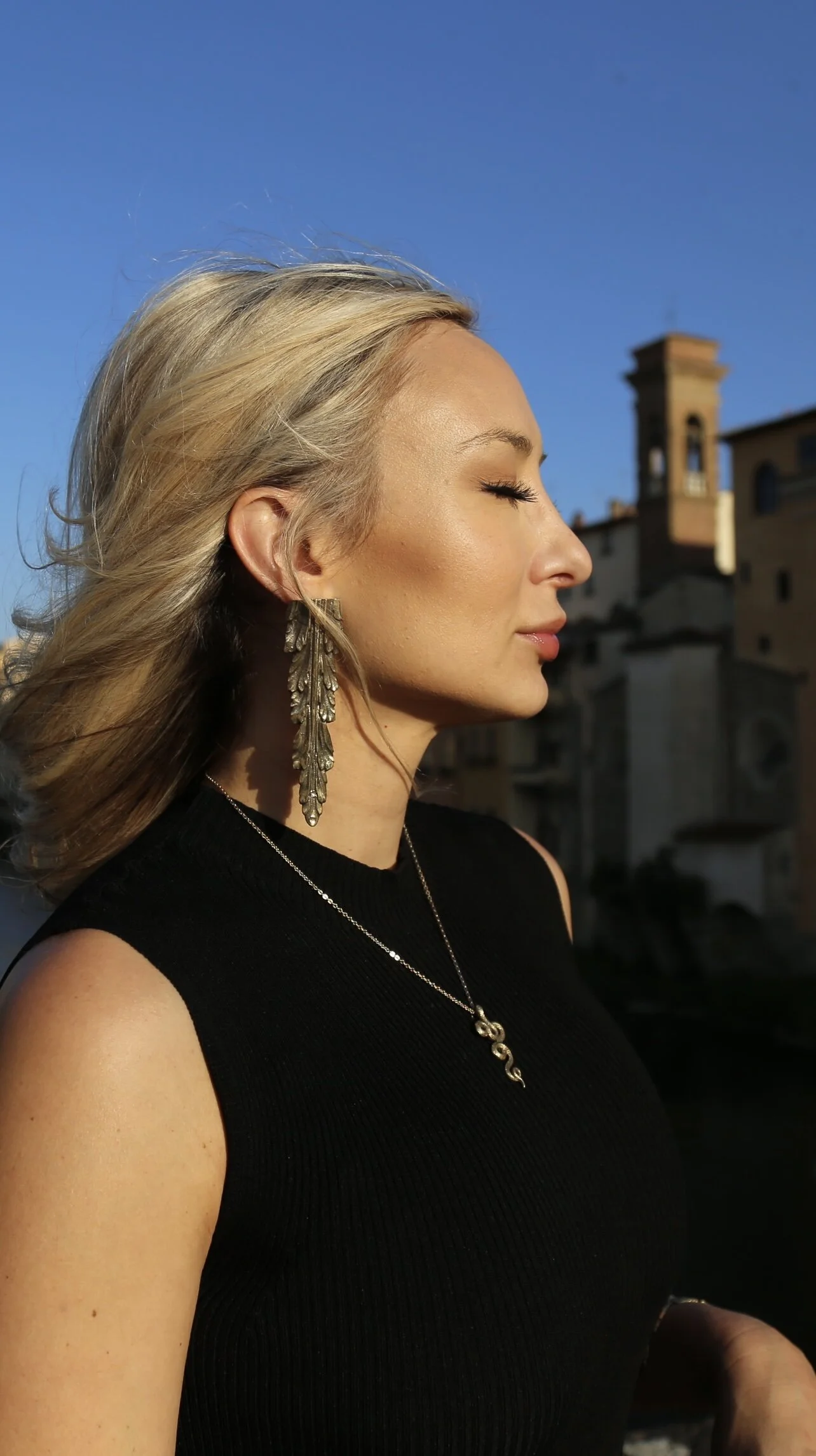 F9C61C1B-0255-4F52-BACE-EE3F98D484D5