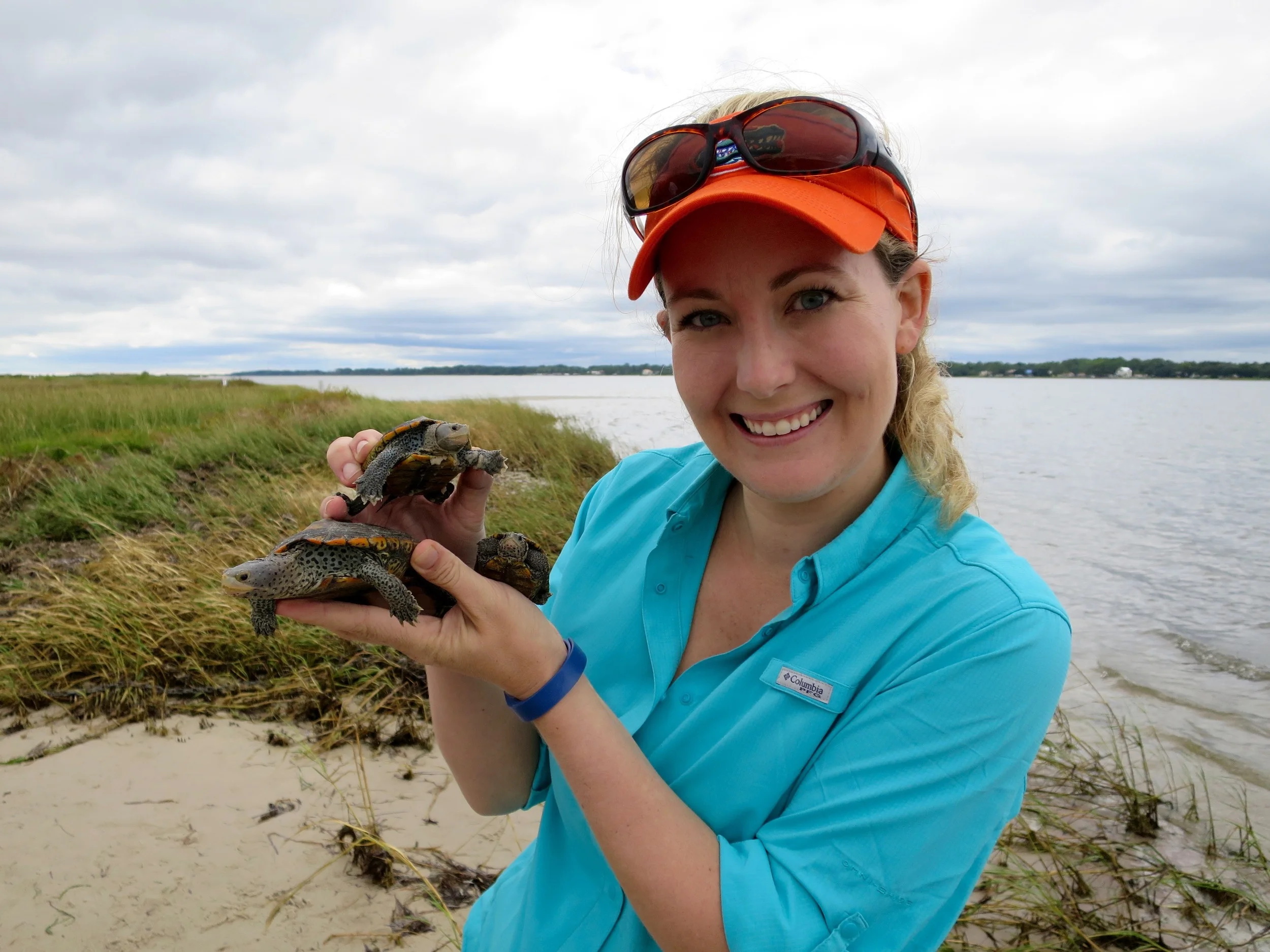 FWC biologist receives prestigious wildlife conservation award recognizing young professional
