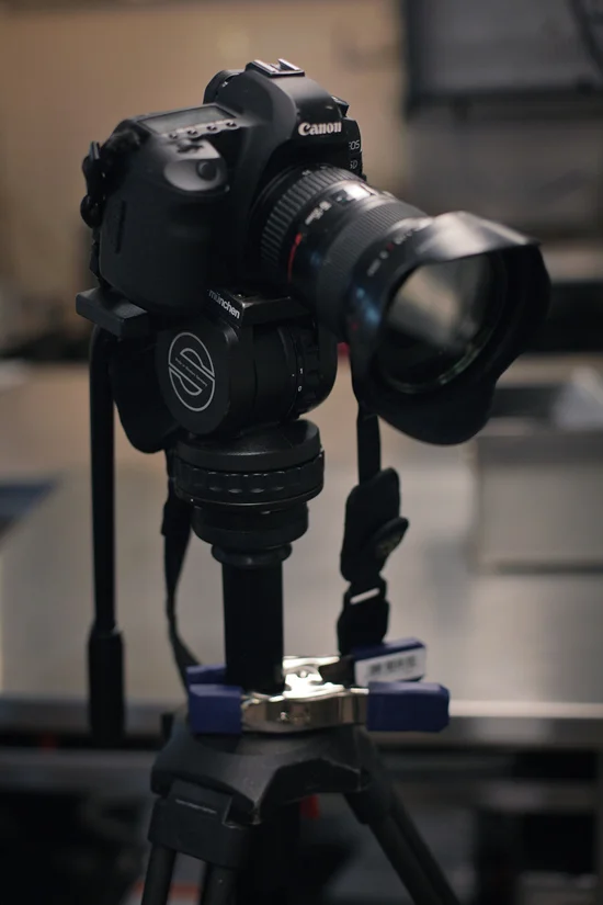 a canon dslr camera