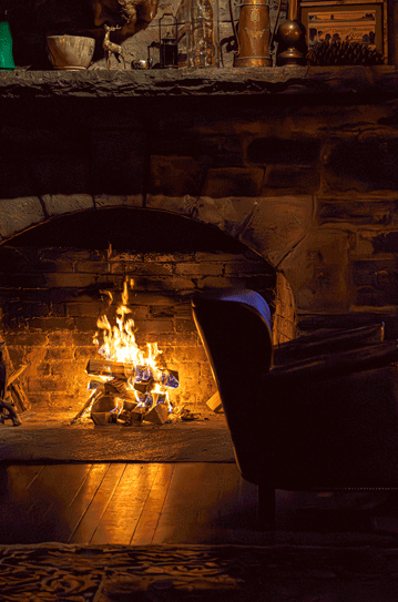 fireplace-2smsll.gif