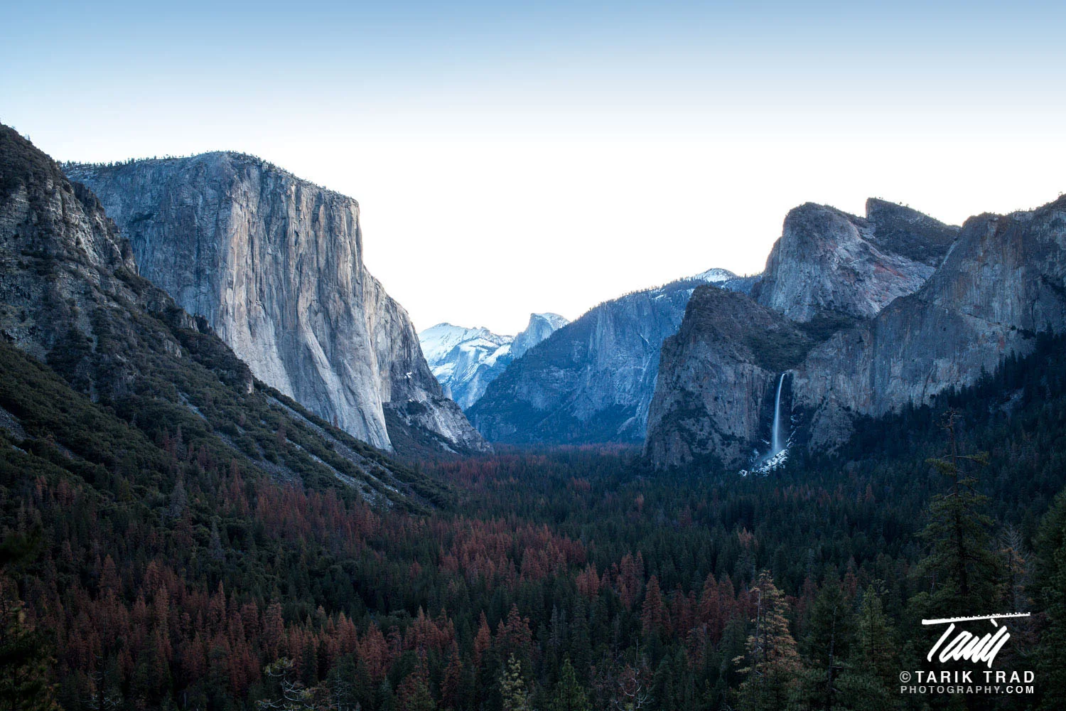 Gates of the Valley, with El Capitan on the left, Half Dome in the center, and Bridalveil Fall to the right. Click to view larger image.