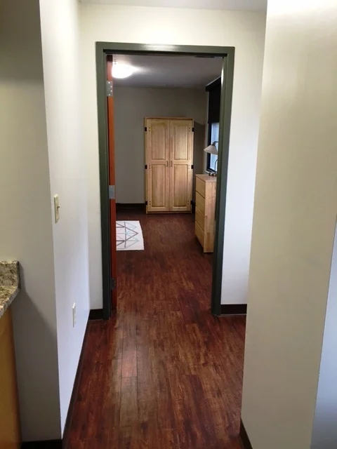 9B1 hall CL.jpg