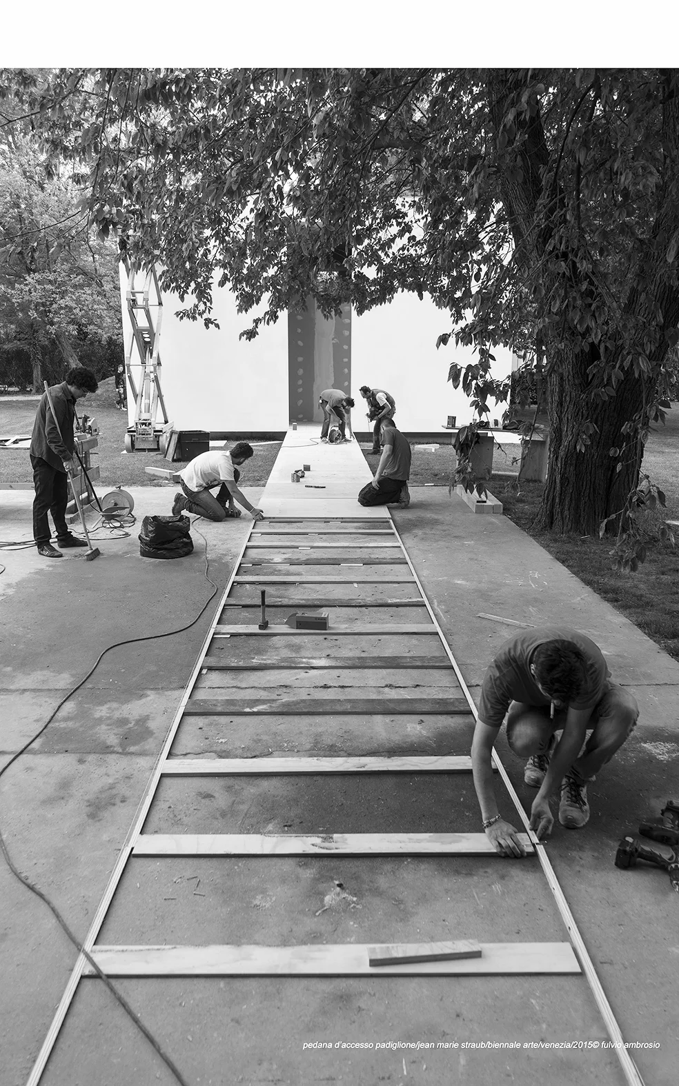 pedana d’accesso padiglione:jean marie straub:biennale arte:venezia:2015© fulvio ambrosio.jpg