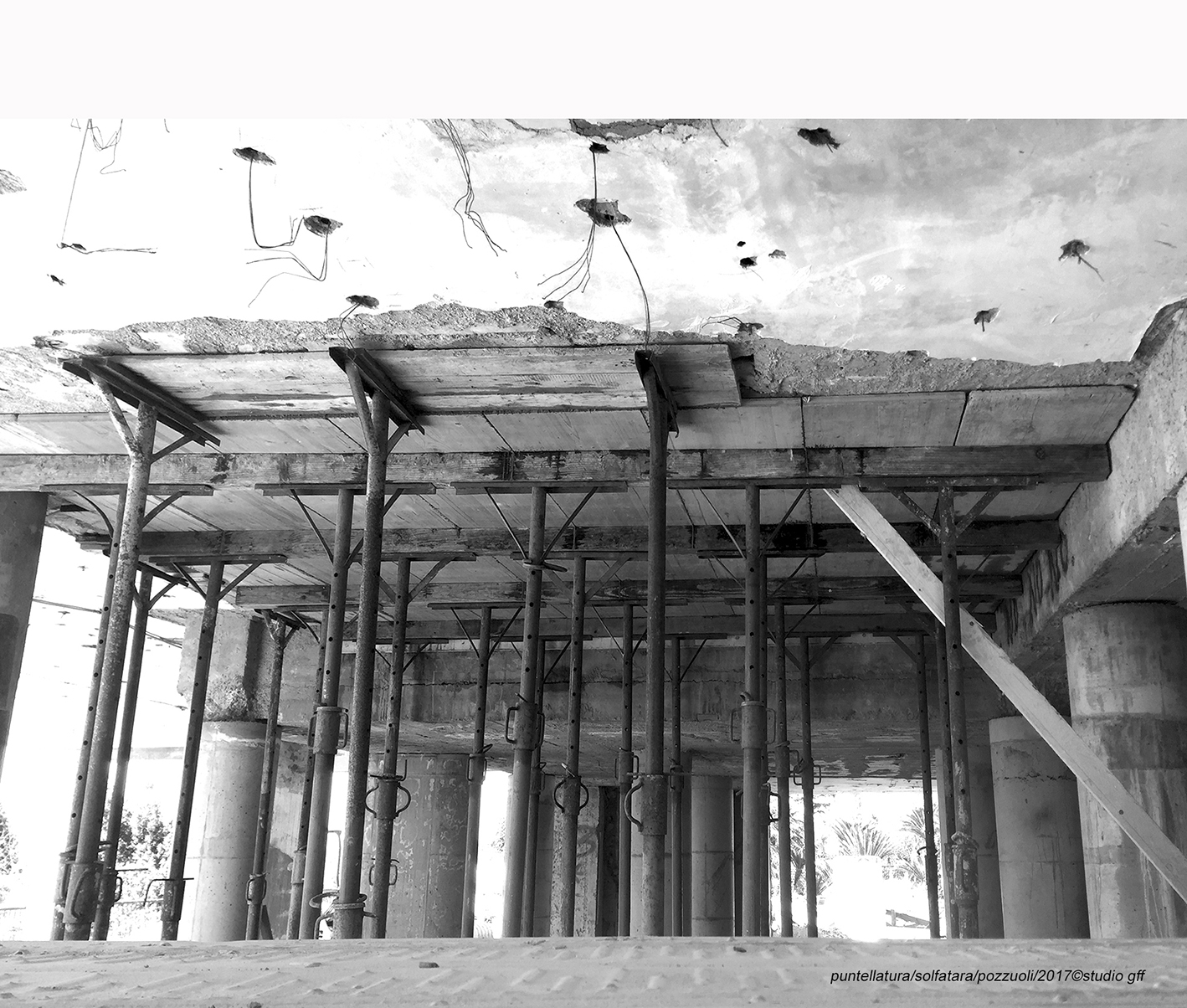 puntellatura:solfatara:pozzuoli:2017©studio gff.JPG