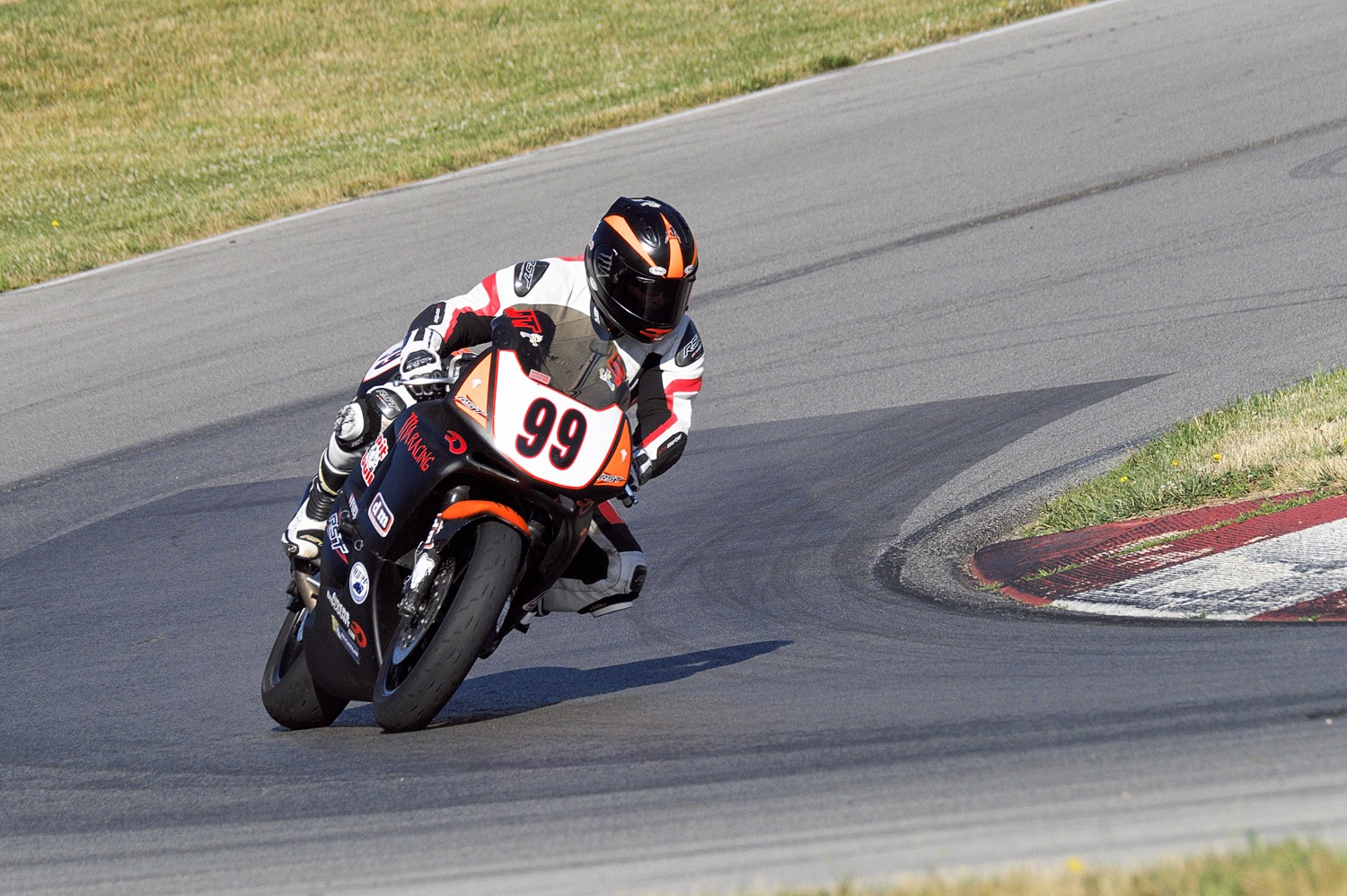 DSCF6988.jpg