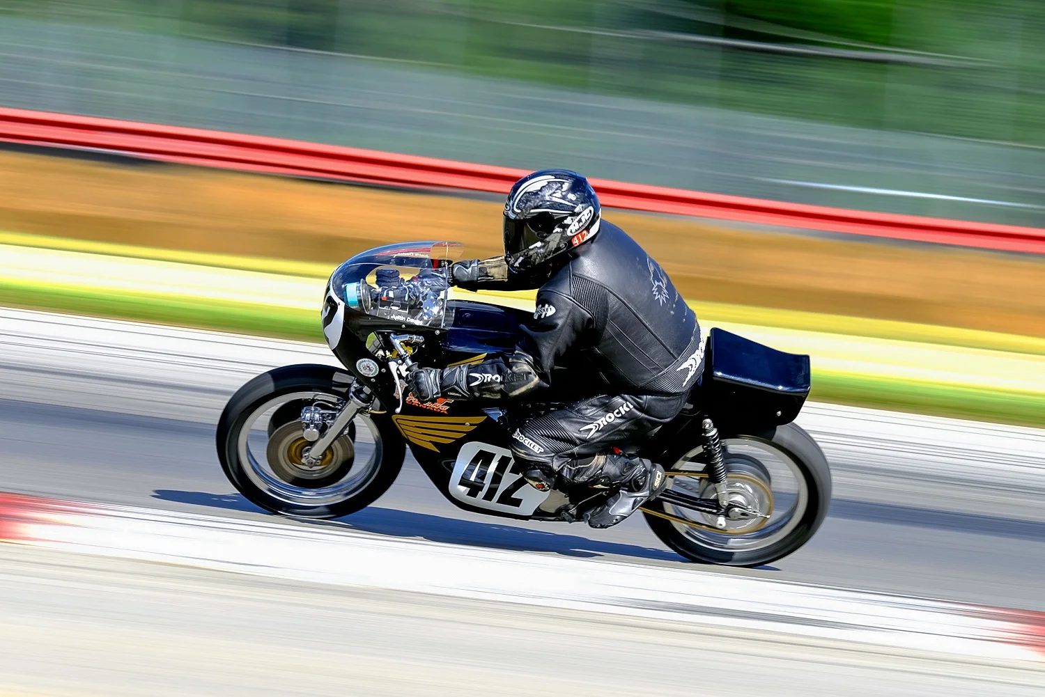 DSCF7833.jpg