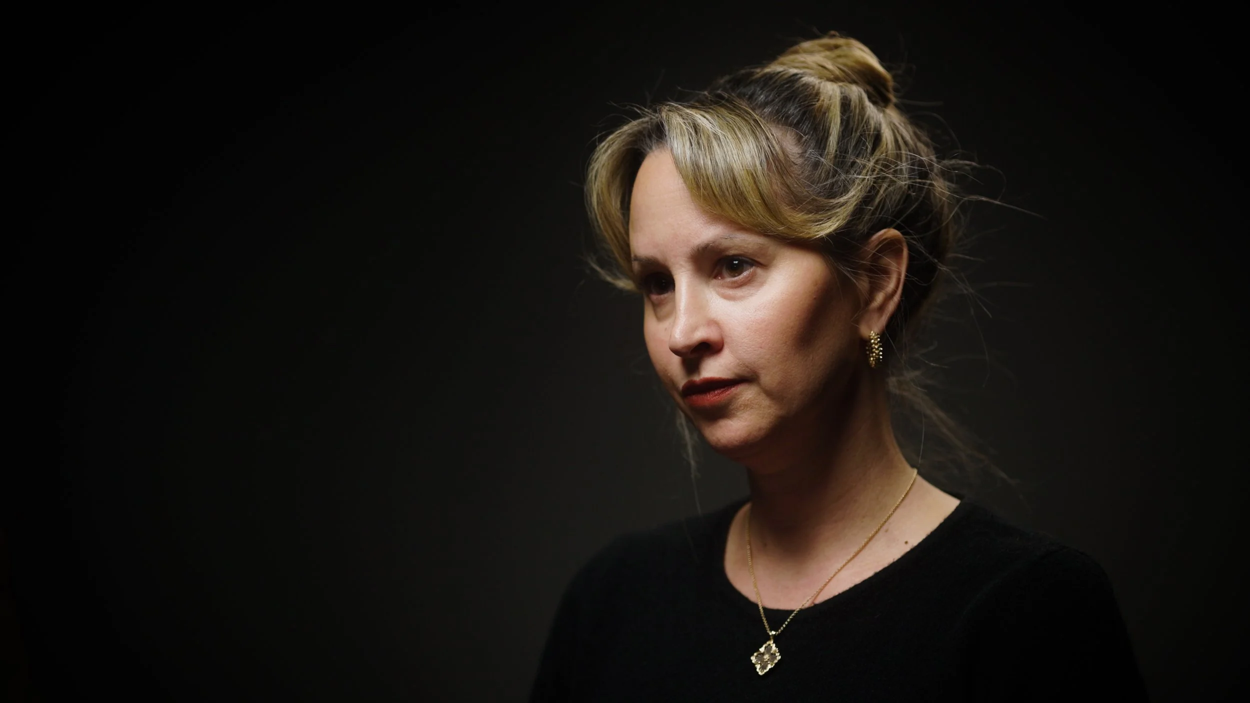 scratch DEI.00_15_43_12.Still084.jpg