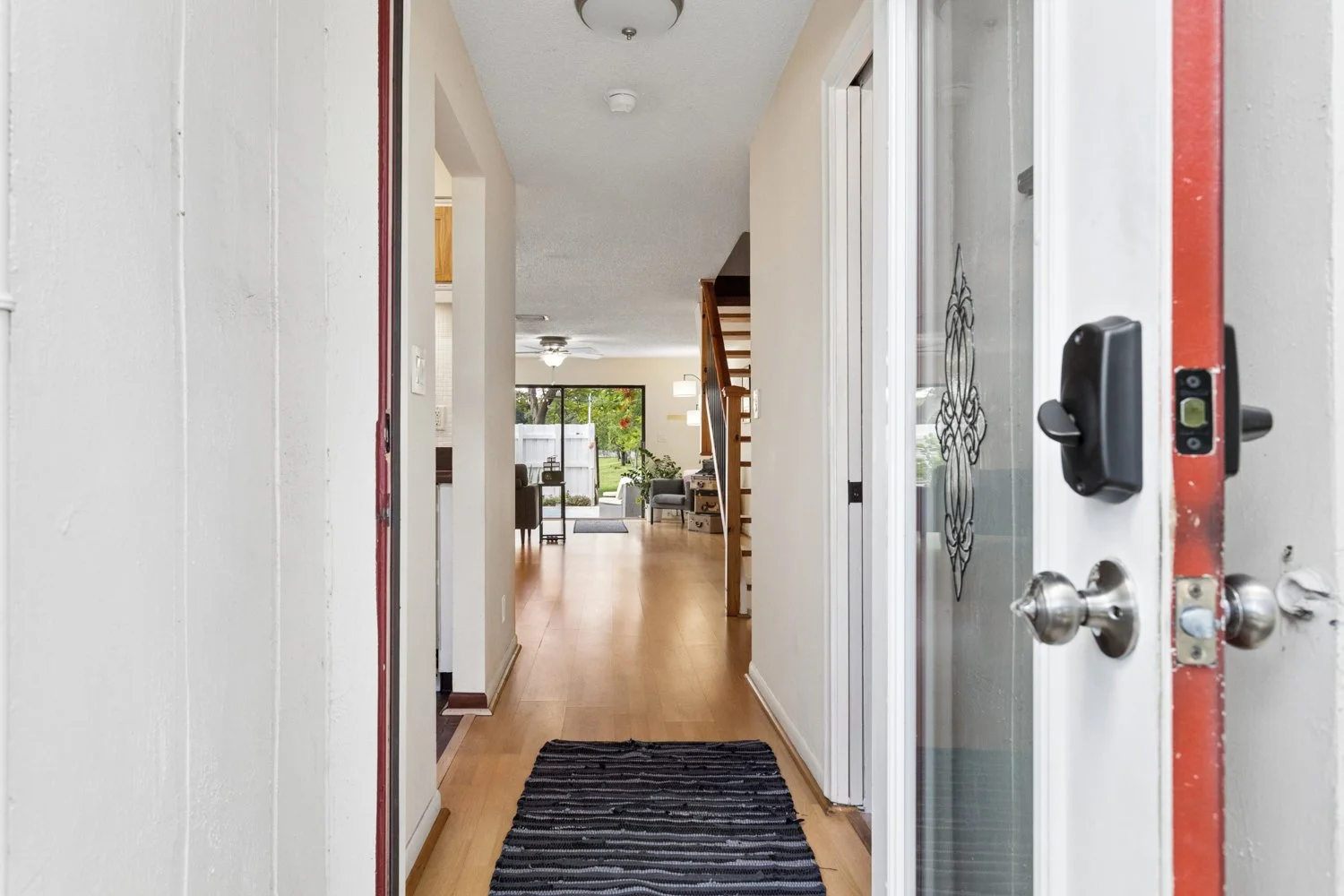 3050.S.Oakland.MLS (3 of 27).jpg