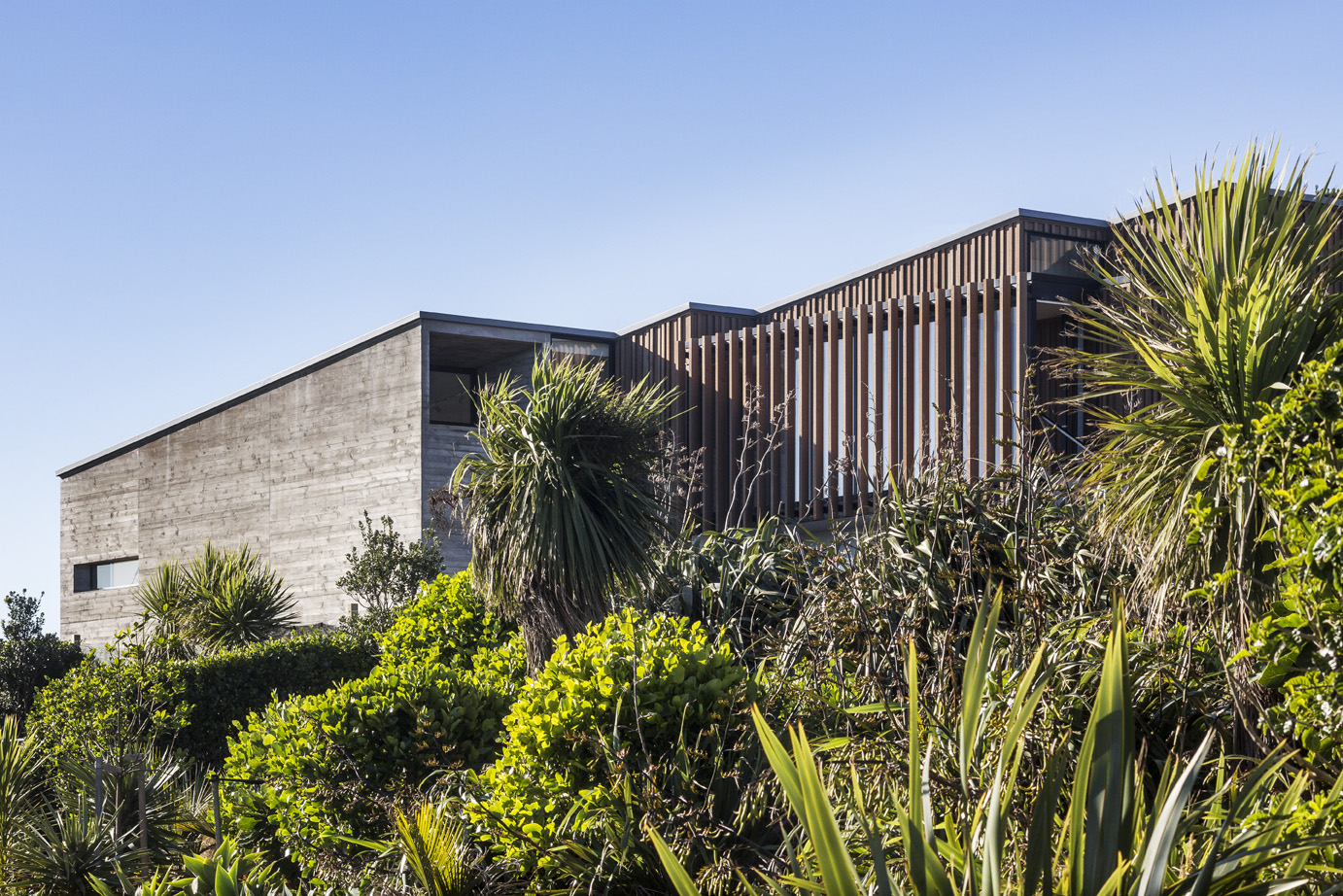 View Muriwai House