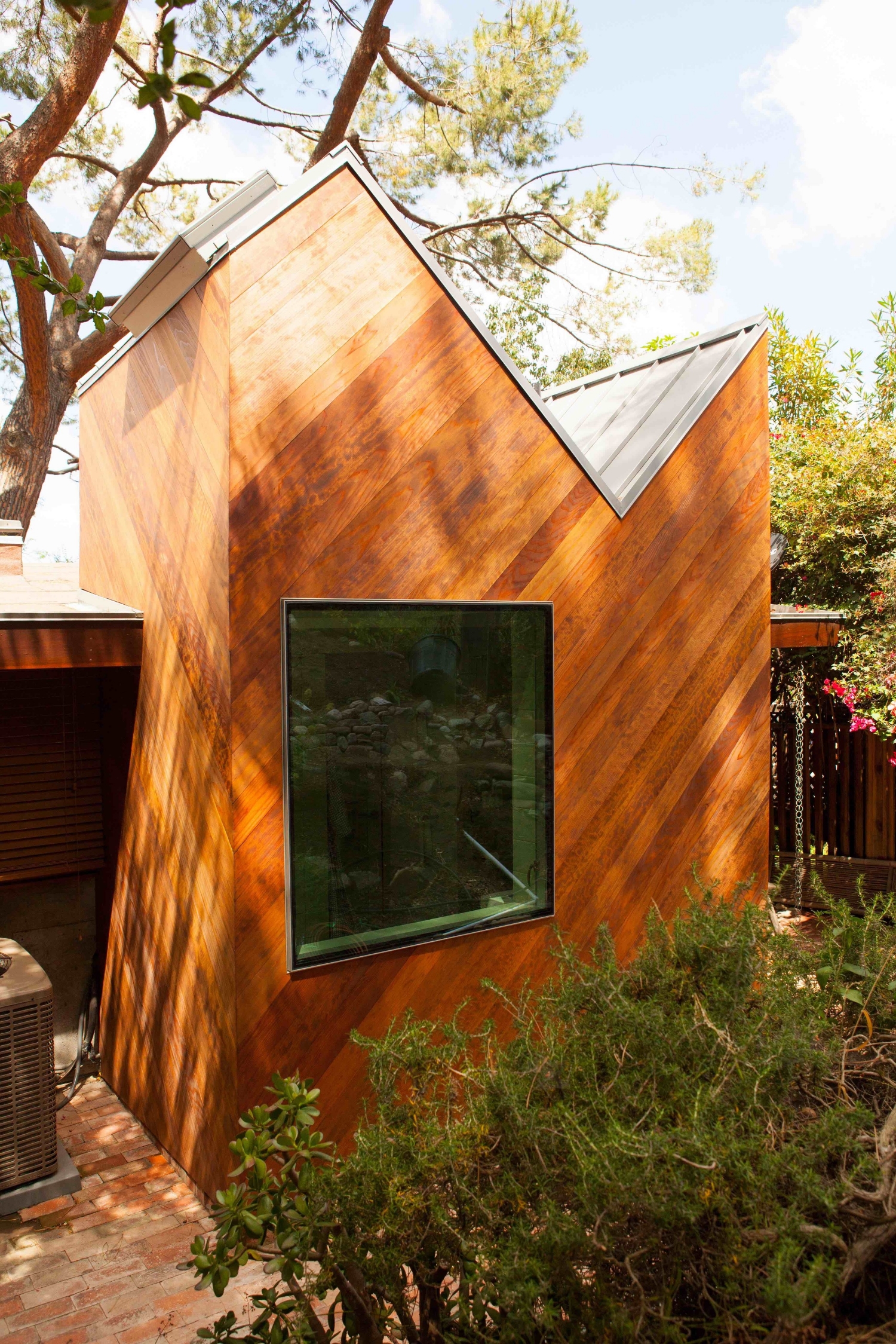 Galvalume standing seam metal roof. If I had my druthers all roofs would be metal roofs.