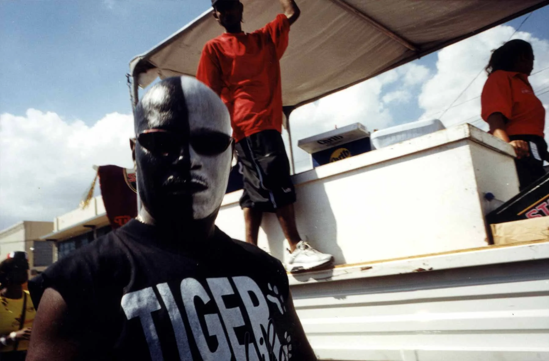 t&t 2003 roll 15 32.jpg