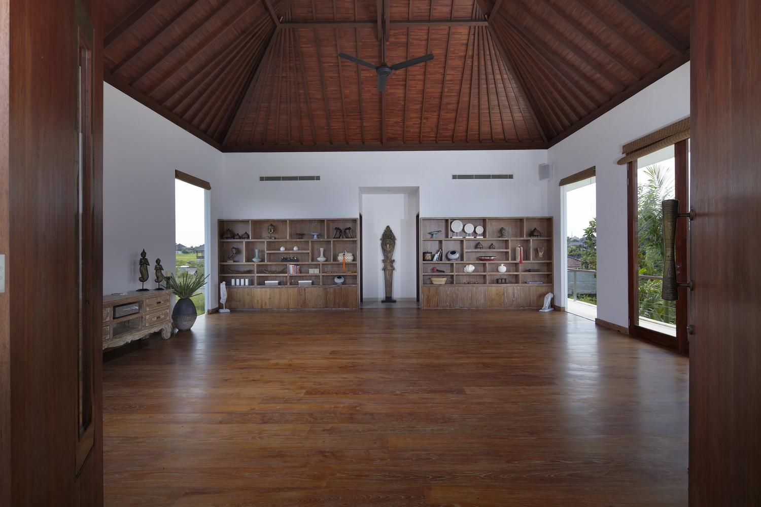 Villa-Malaathina-Yoga-hall.jpg
