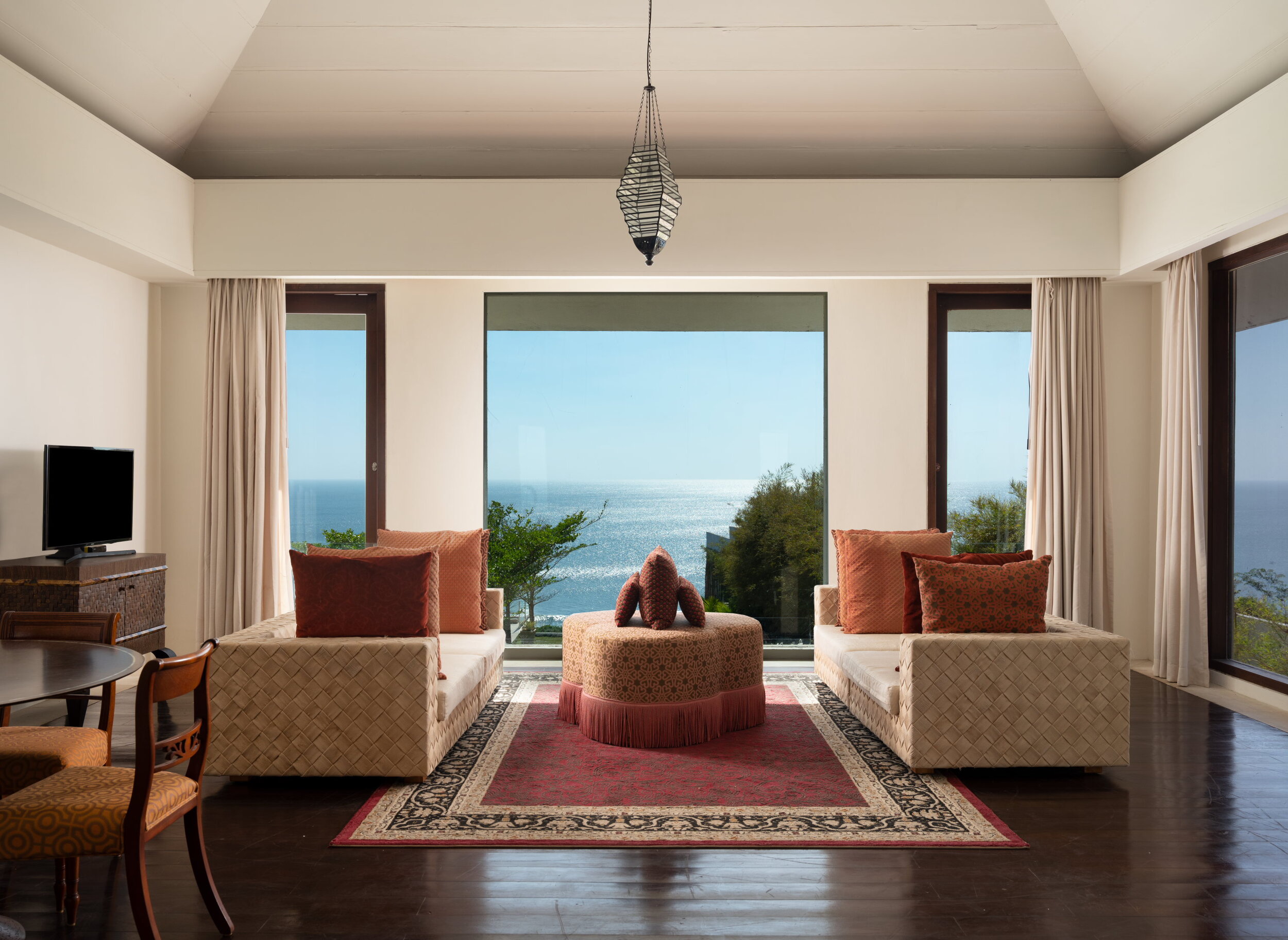 Ruby Living Room.JPG