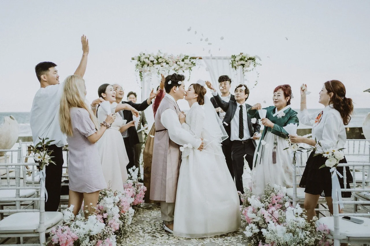 업데이트: 제 웨딩 사진 보정 어떻게 하고 싶은지 말로 잘 표현하는 거 도와줄 사람? : r/AskPhotography, image size:1280x854