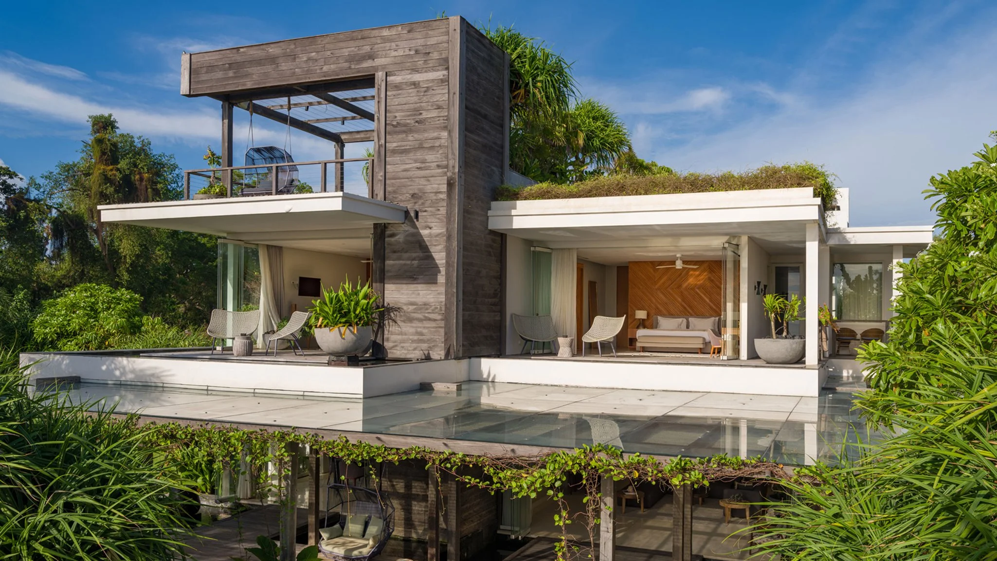 003 Noku Beach House - Modernist and innovative style.jpg